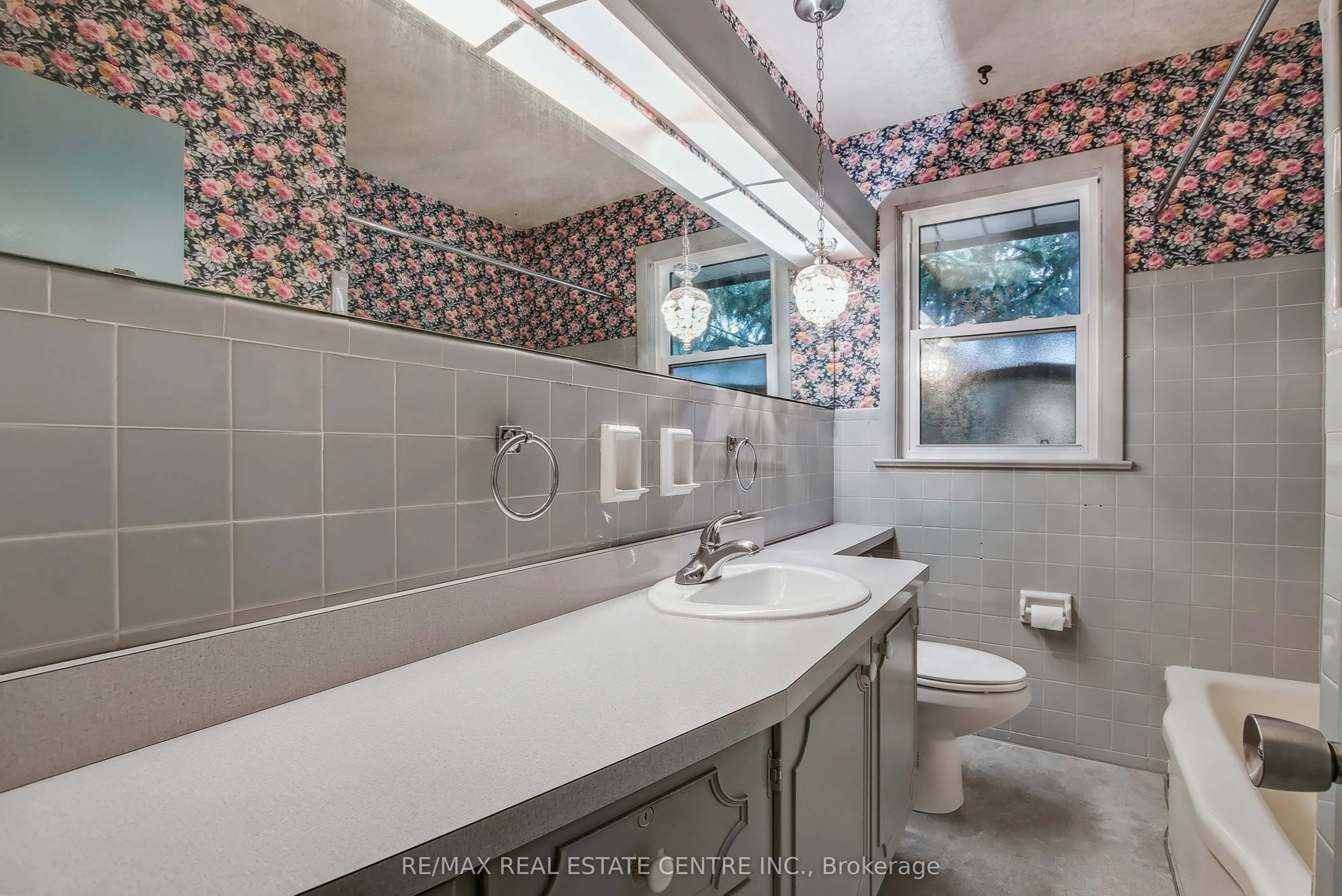843 Eagle Drive