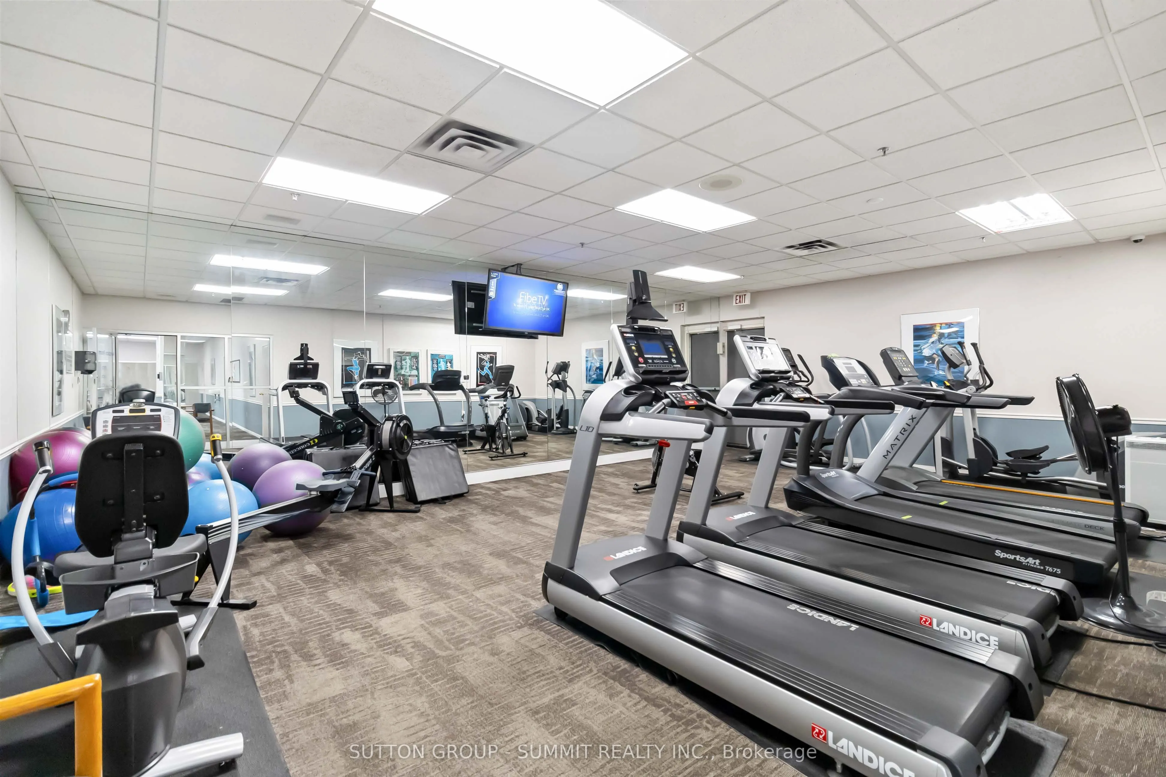 1276 Maple Crossing Boulevard, #412