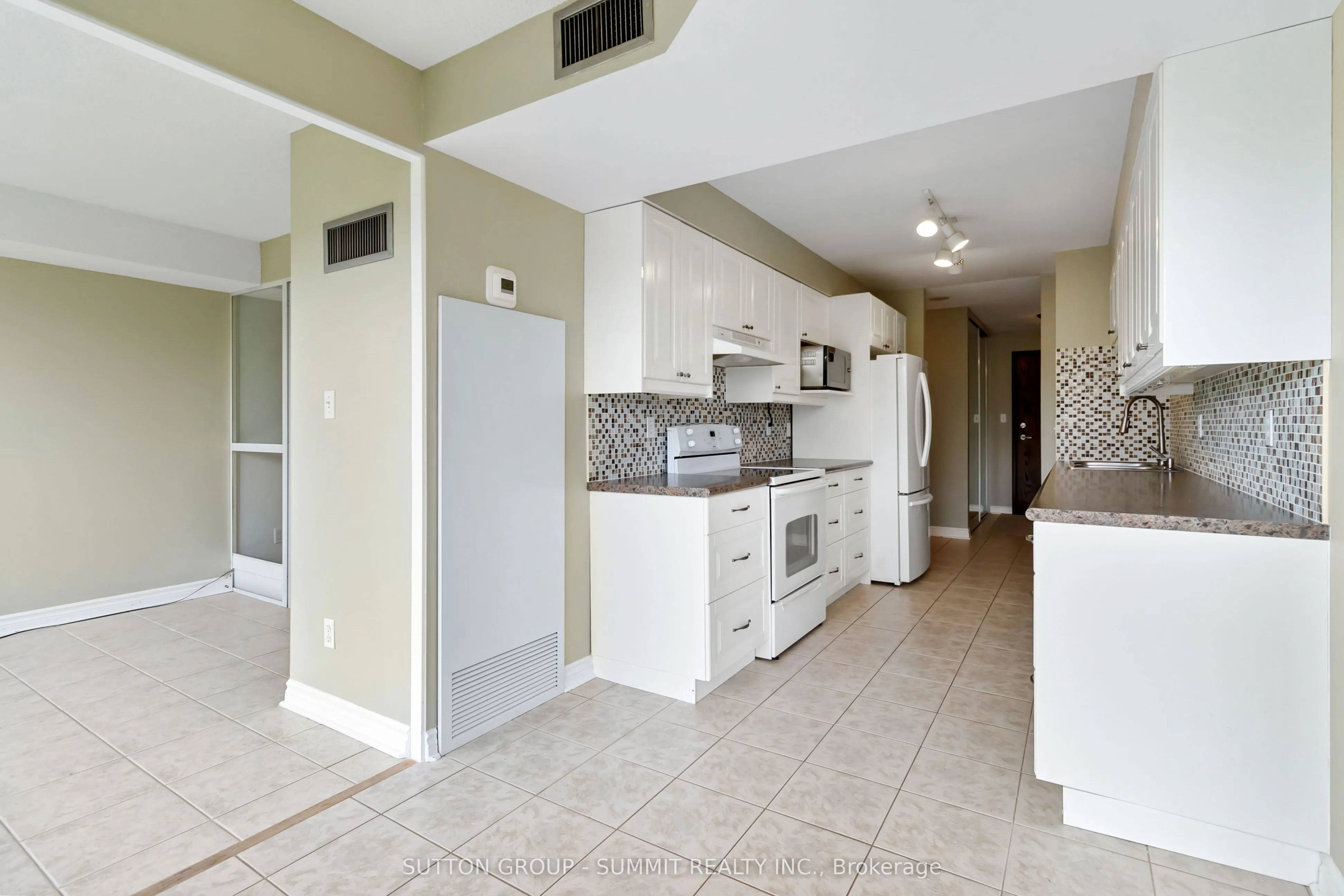 1276 Maple Crossing Boulevard, #412