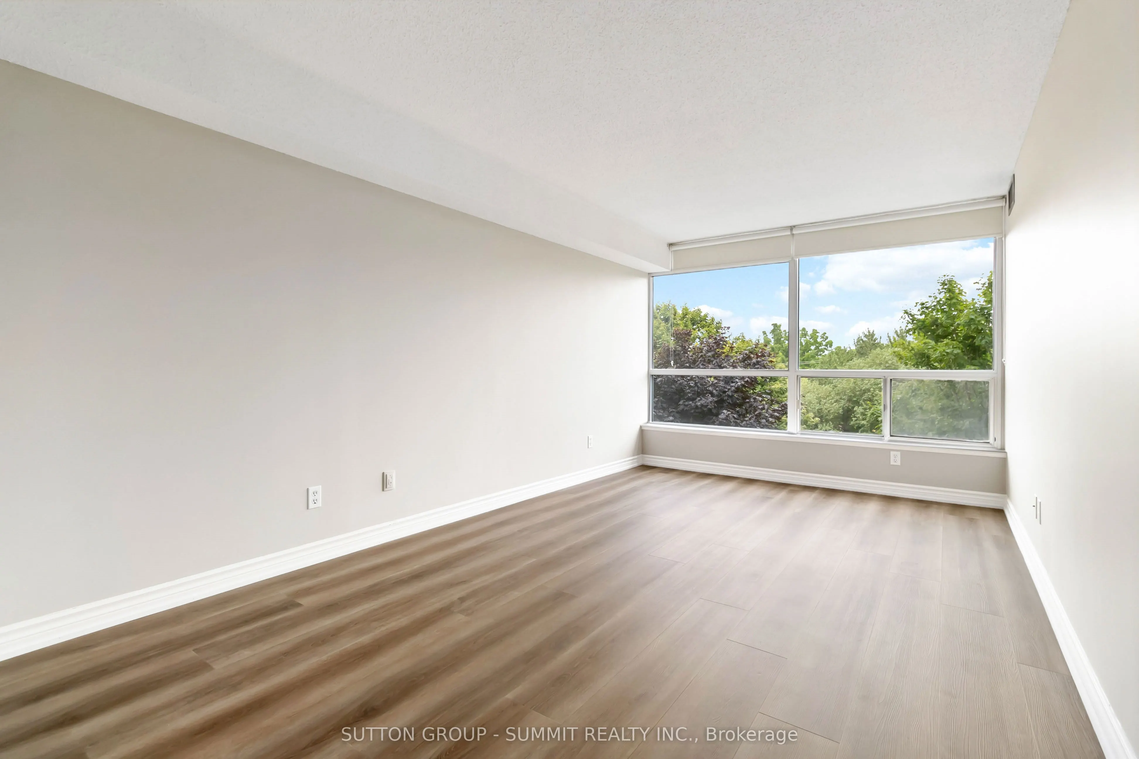1276 Maple Crossing Boulevard, #412