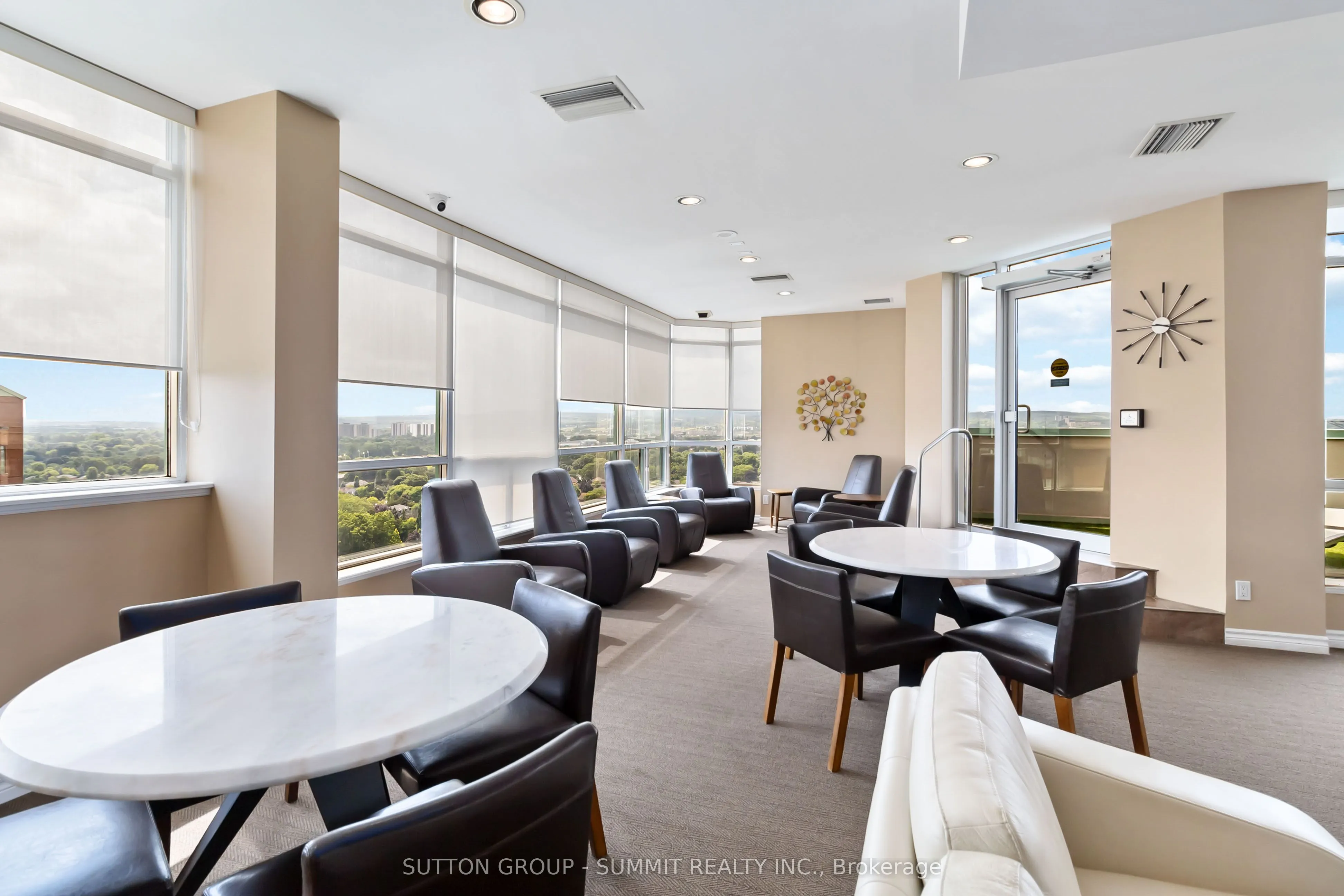 1276 Maple Crossing Boulevard, #412