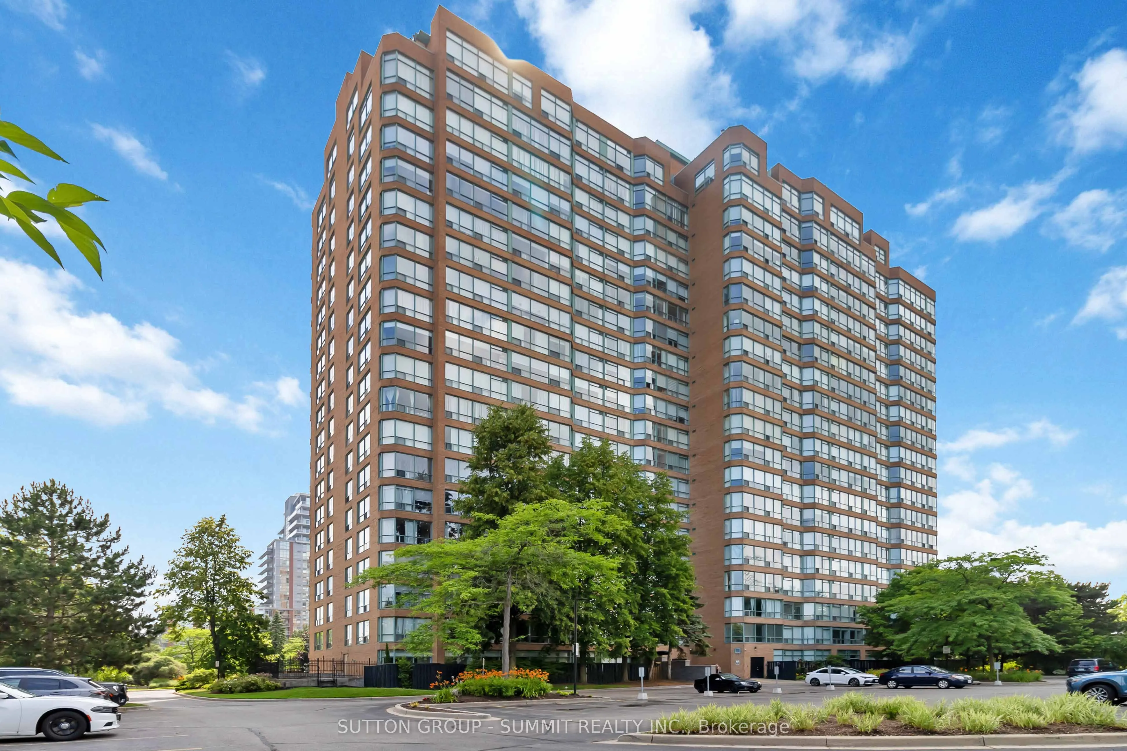 1276 Maple Crossing Boulevard, #412