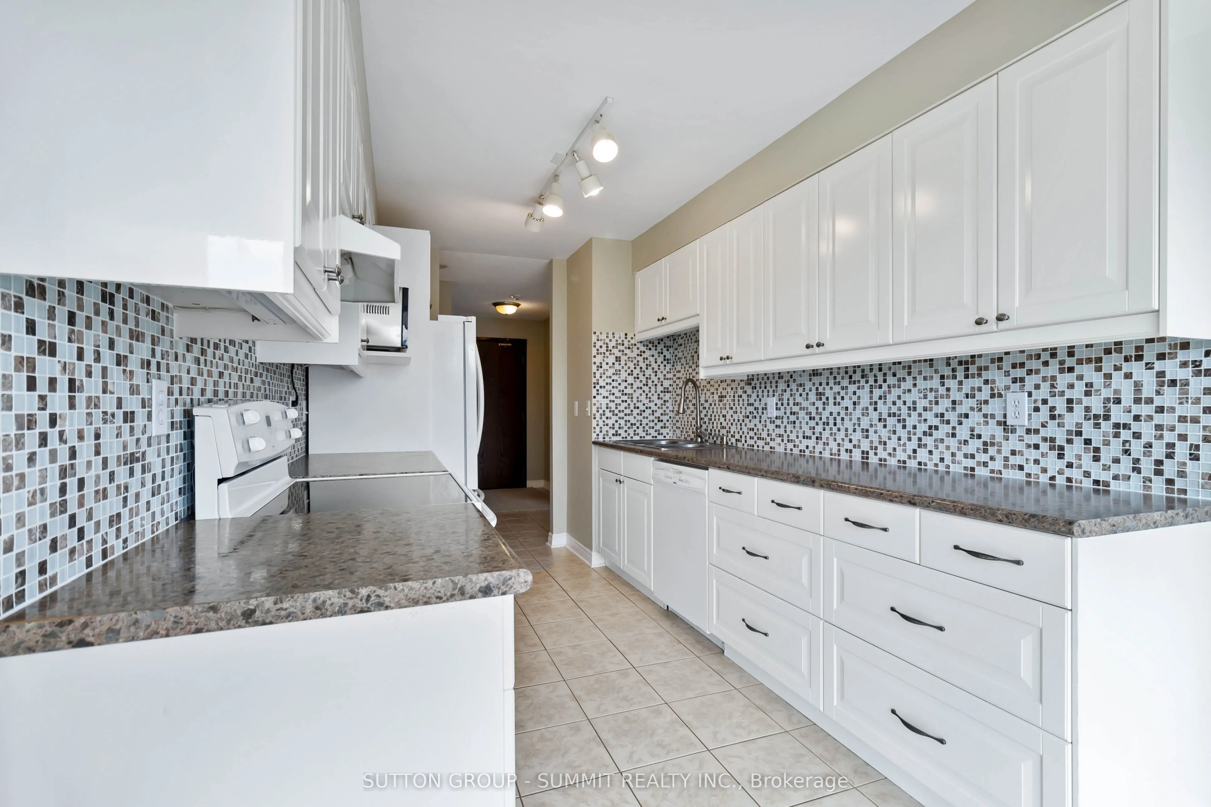 1276 Maple Crossing Boulevard, #412
