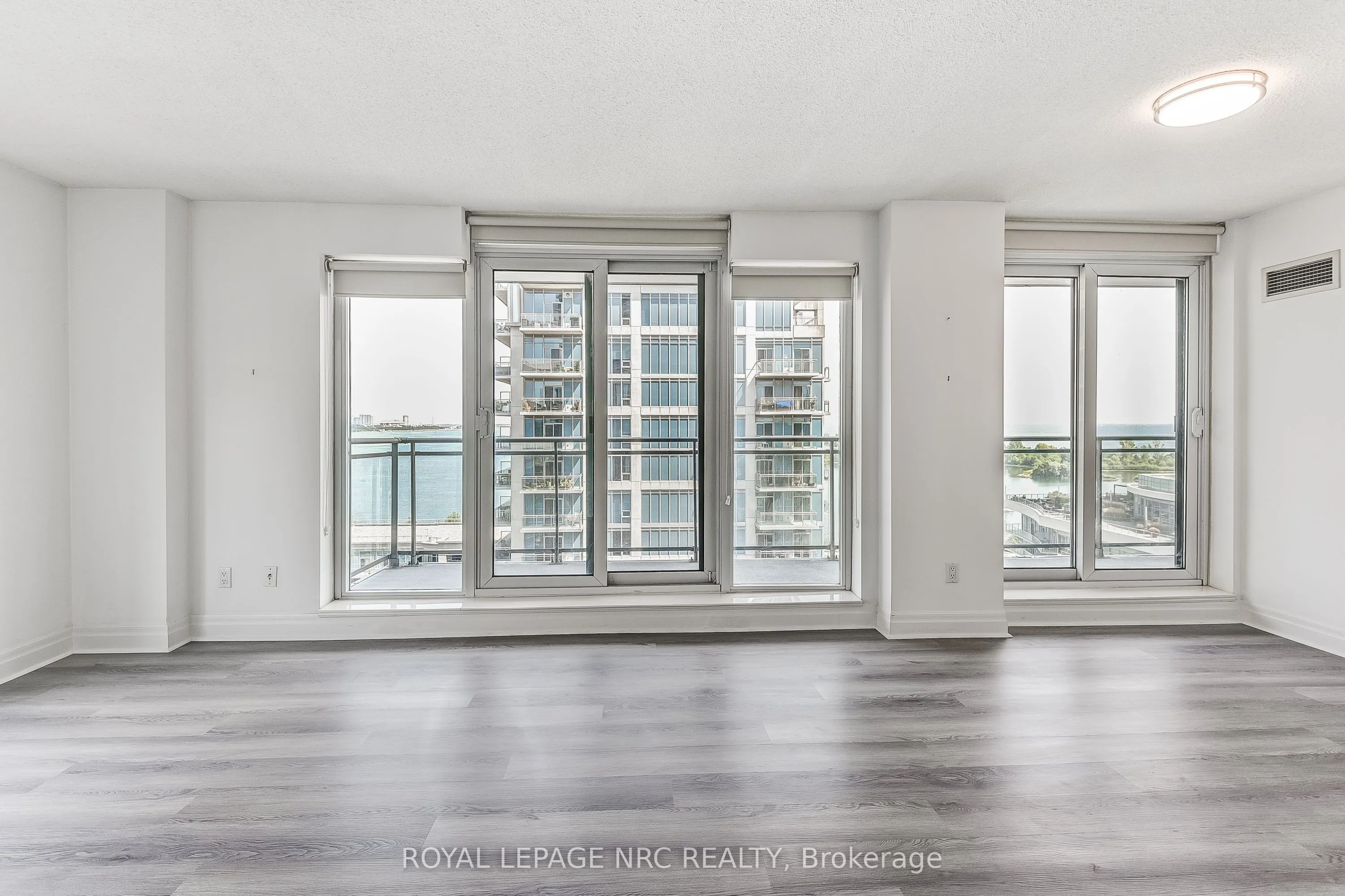 2121 Lakeshore Boulevard W, #1211