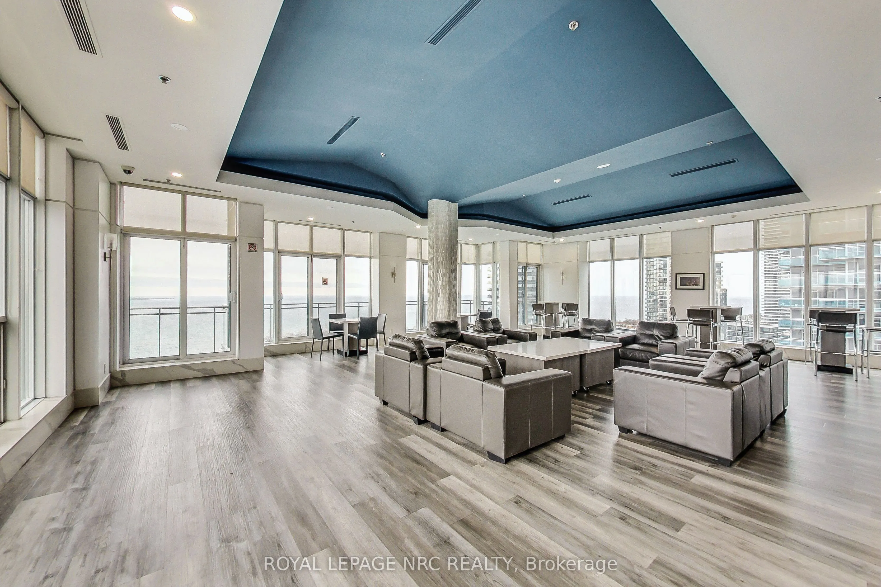 2121 Lakeshore Boulevard W, #1211