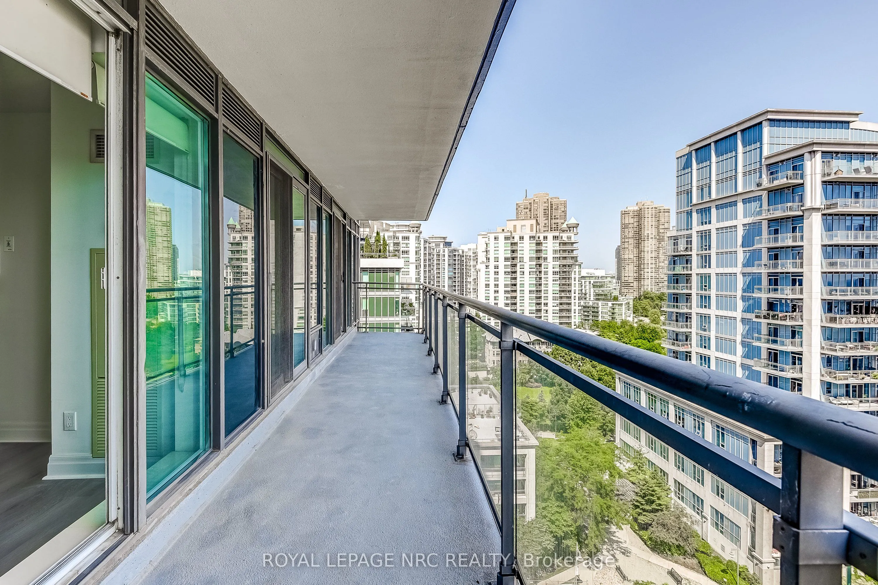 2121 Lakeshore Boulevard W, #1211
