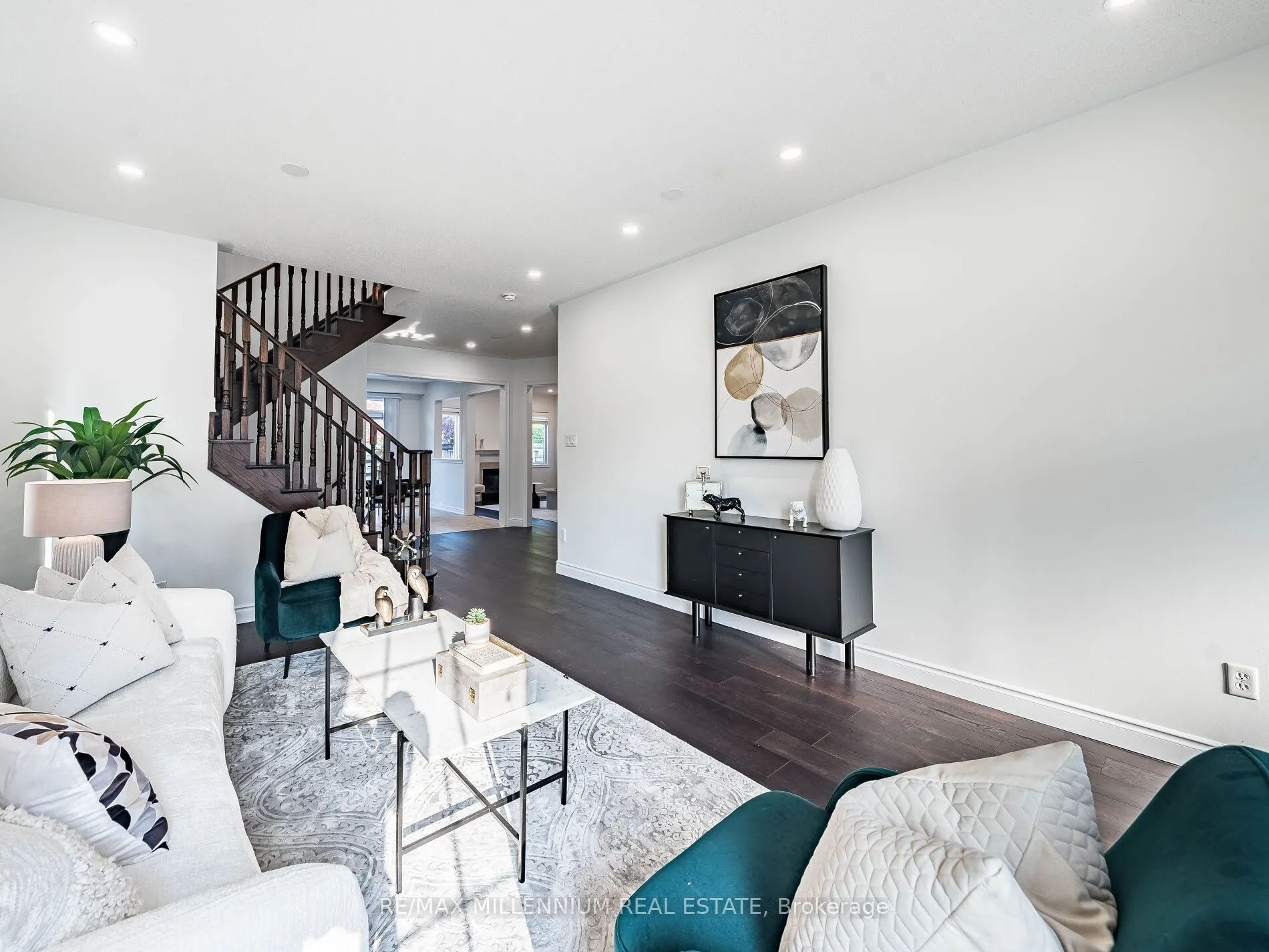 377 Scott Boulevard