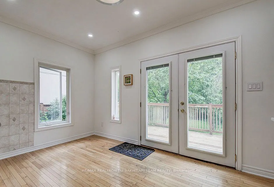 29 Roseland Drive