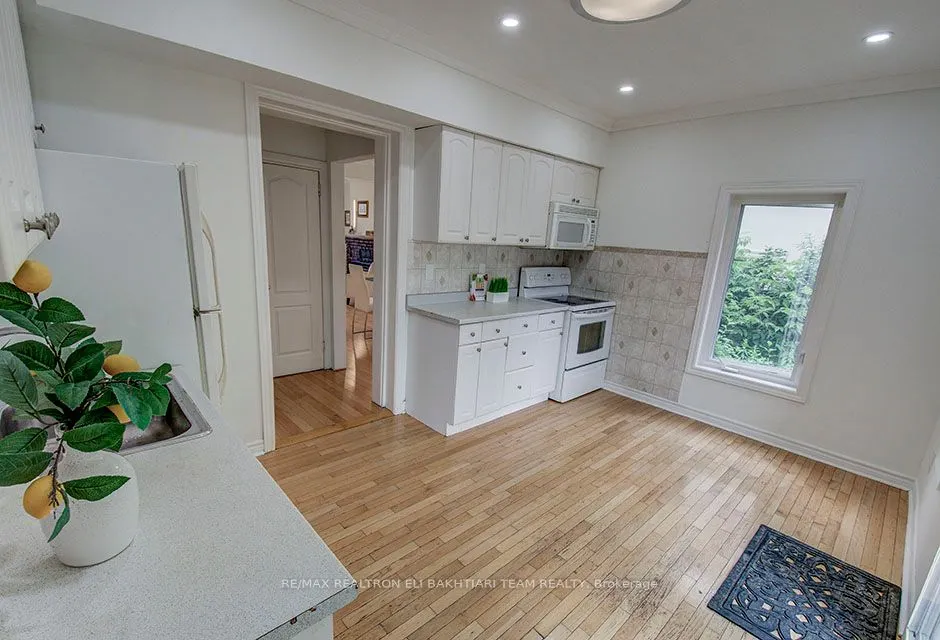 29 Roseland Drive