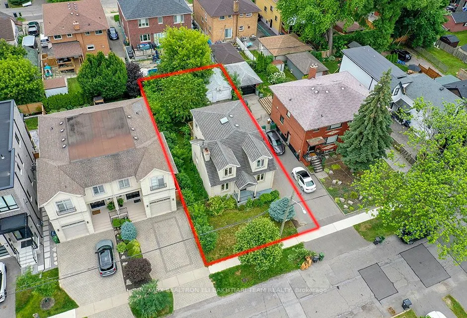 29 Roseland Drive