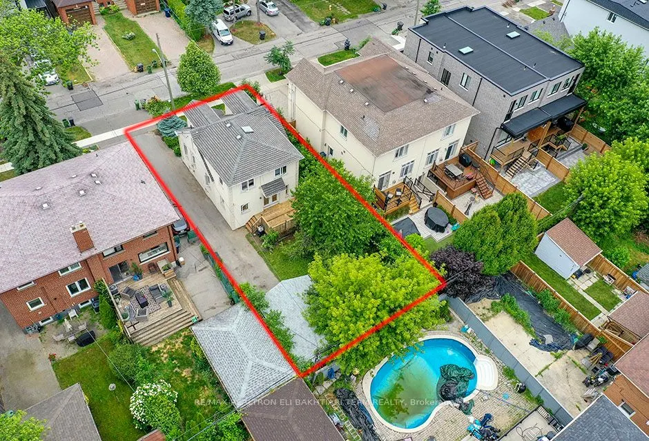 29 Roseland Drive