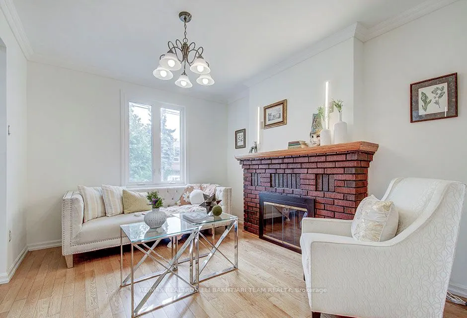 29 Roseland Drive