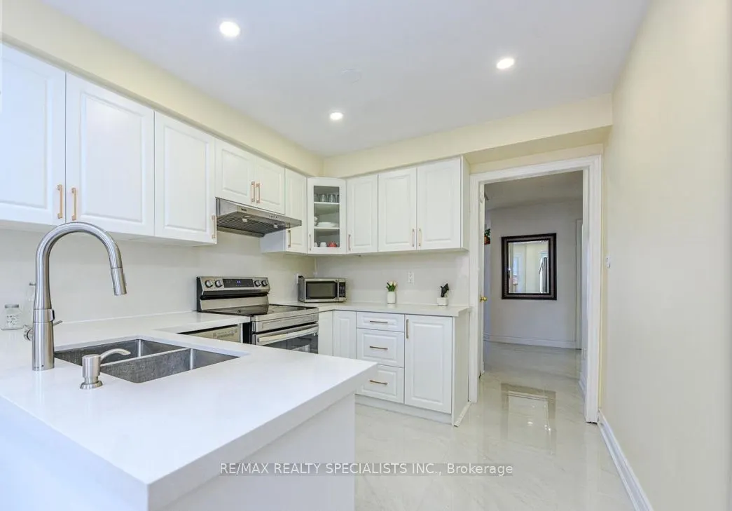 6828 Gracefield Drive