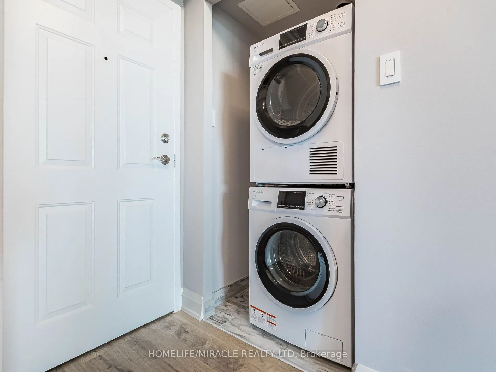1270 Maple Crossing Boulevard, #604