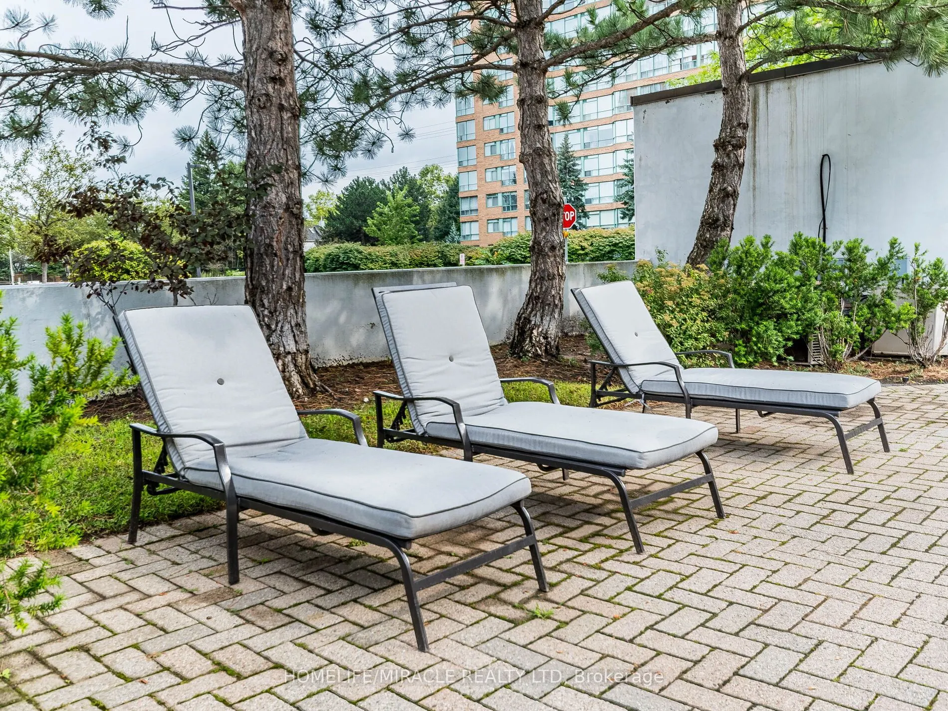 1270 Maple Crossing Boulevard, #604