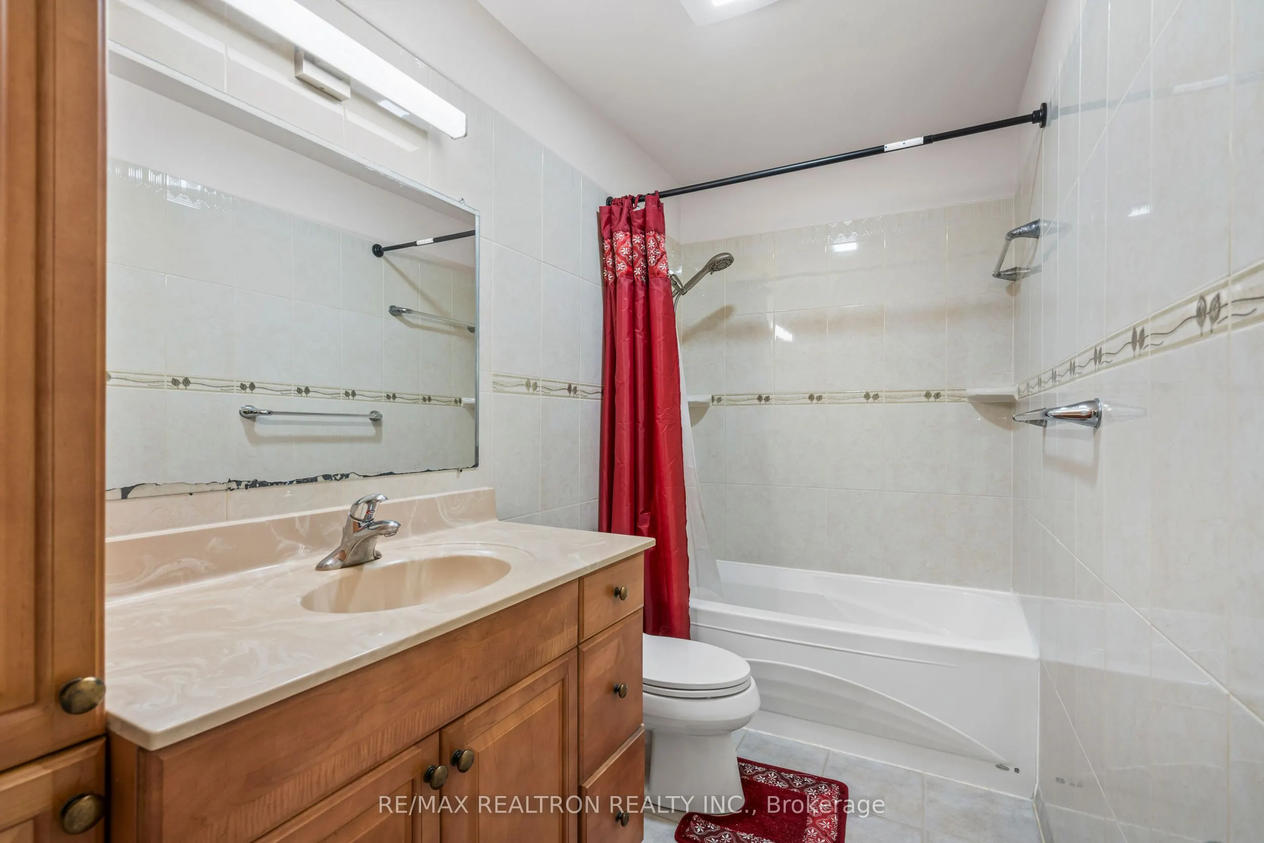 19 Centennial Park Road, #10