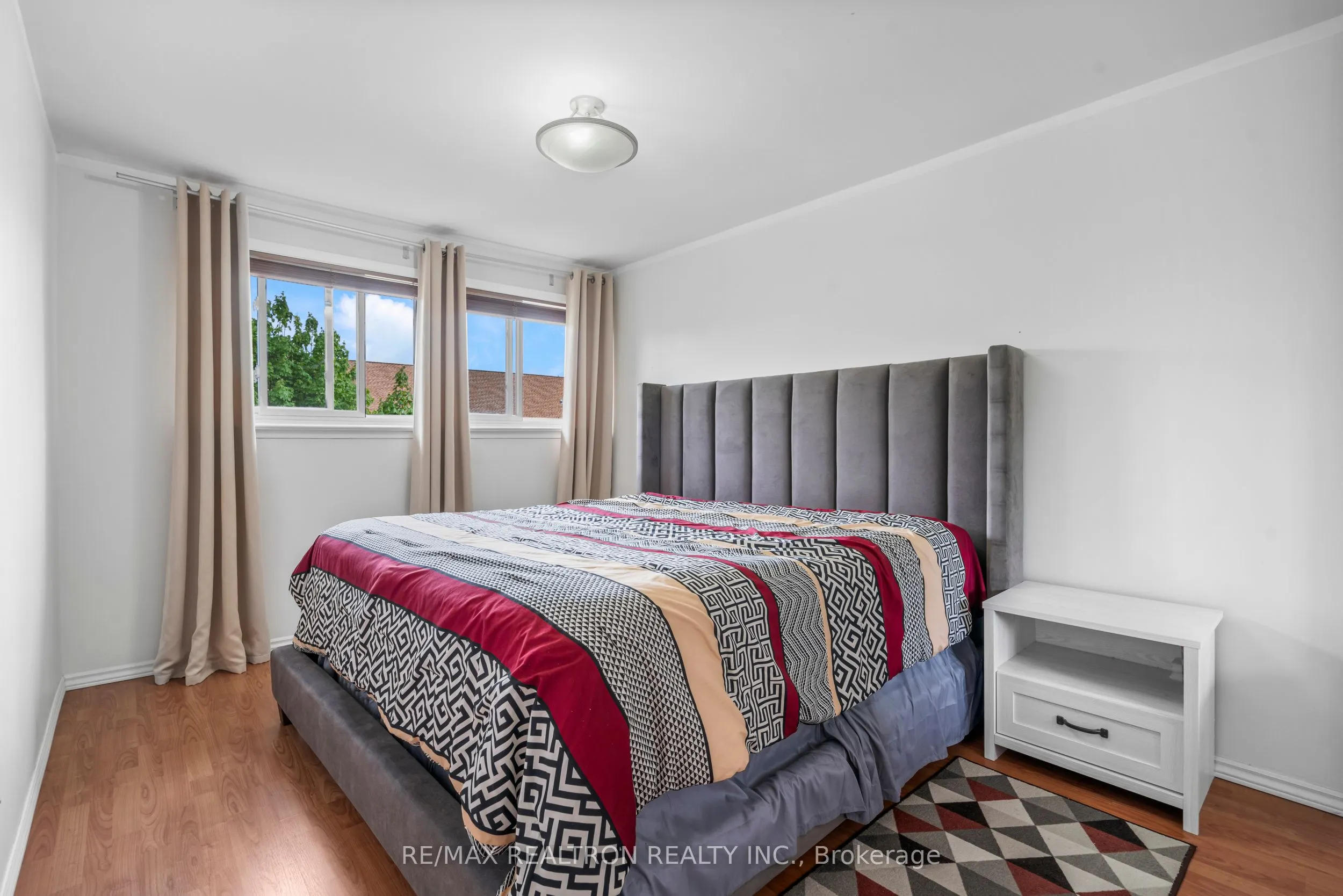 19 Centennial Park Road, #10