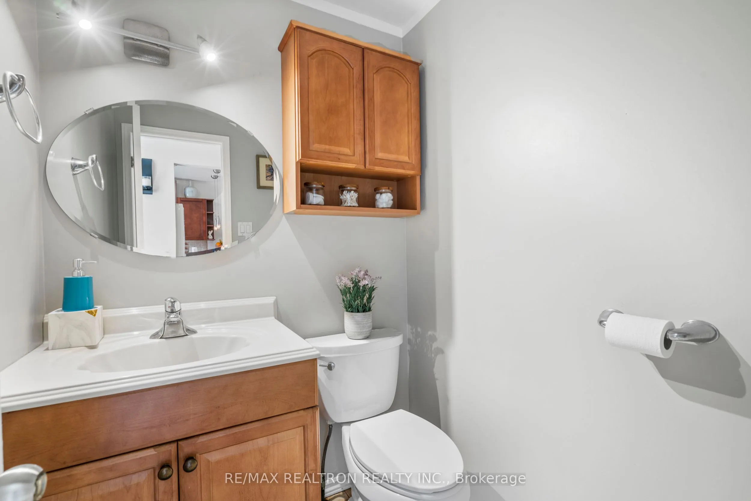 19 Centennial Park Road, #10
