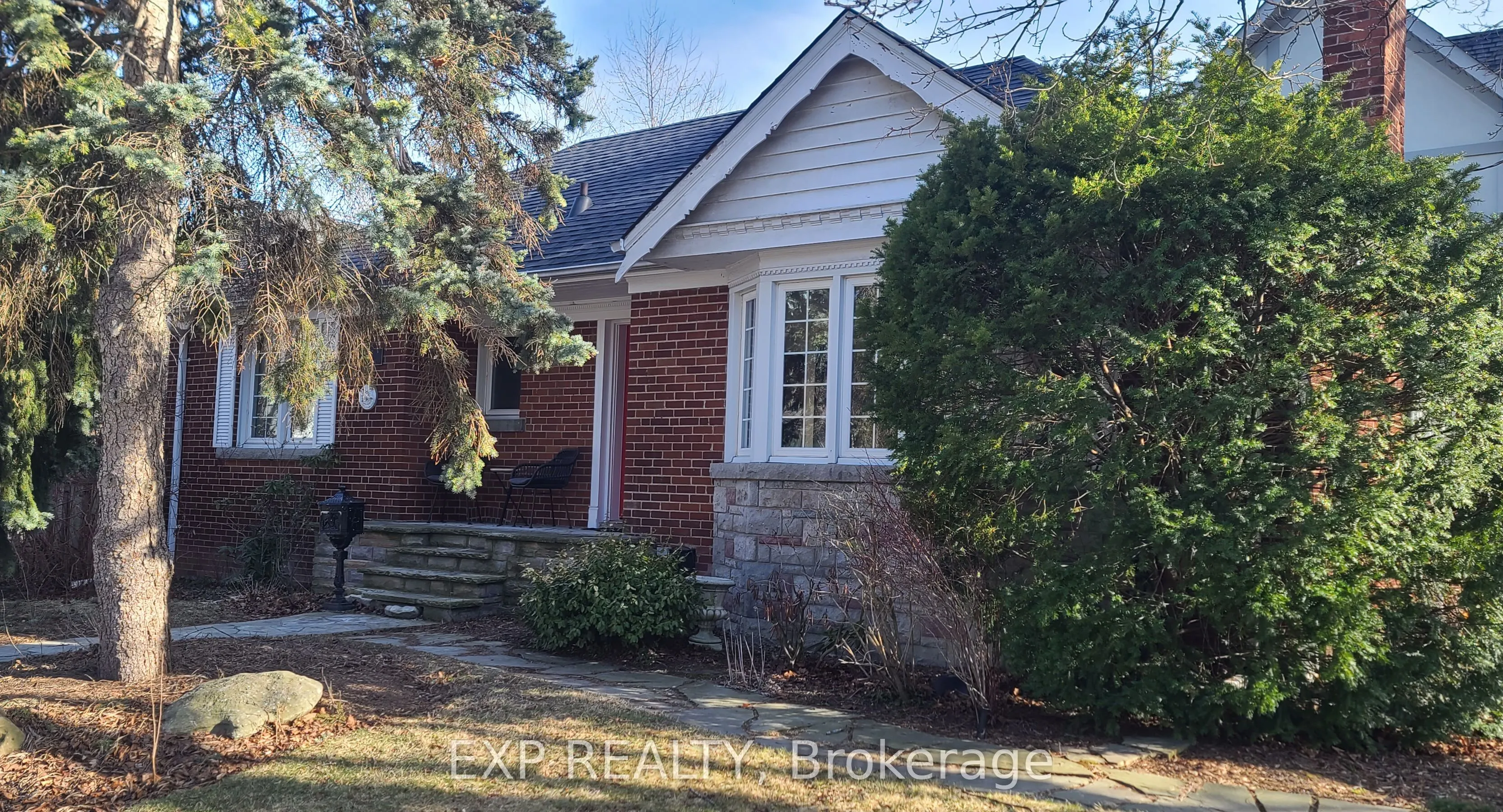25 Mcclinchy Avenue