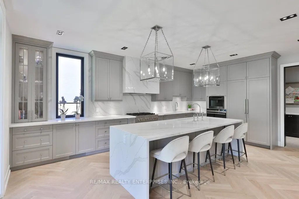 1380 Birchwood Heights Drive
