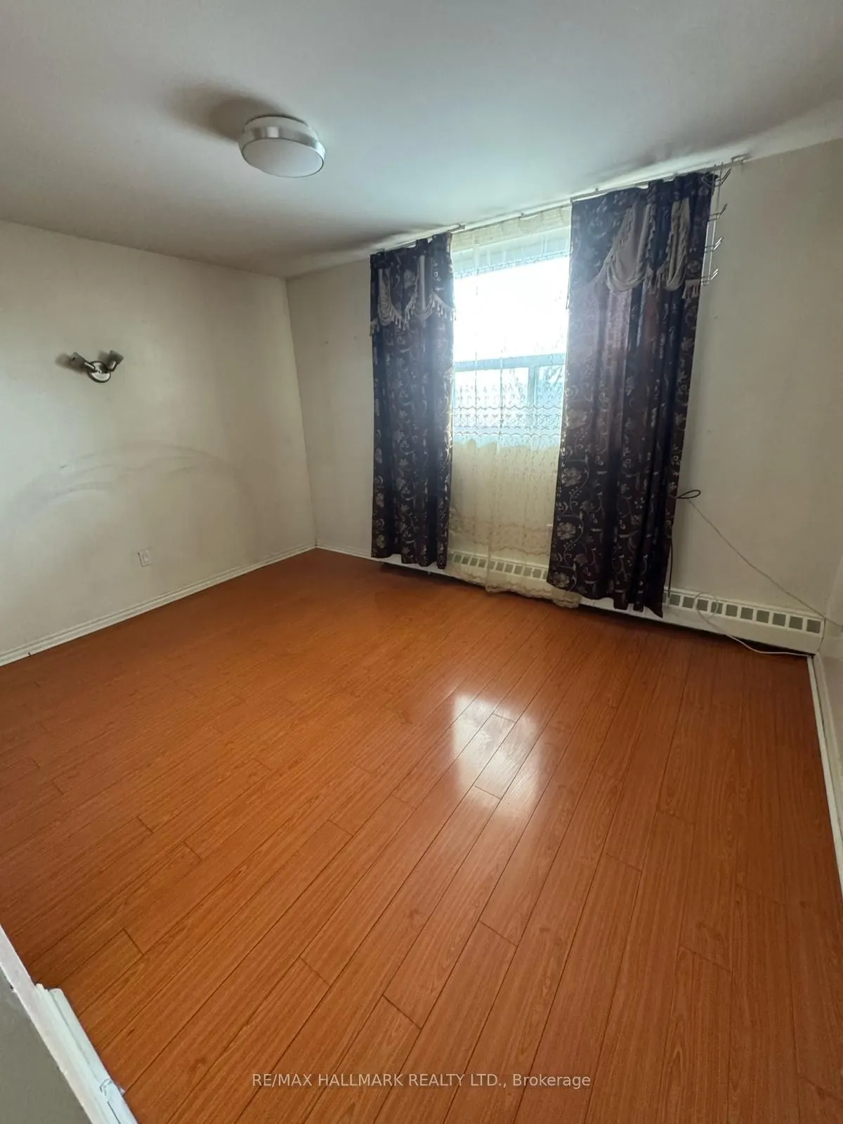 3577 Derry Road E, #311