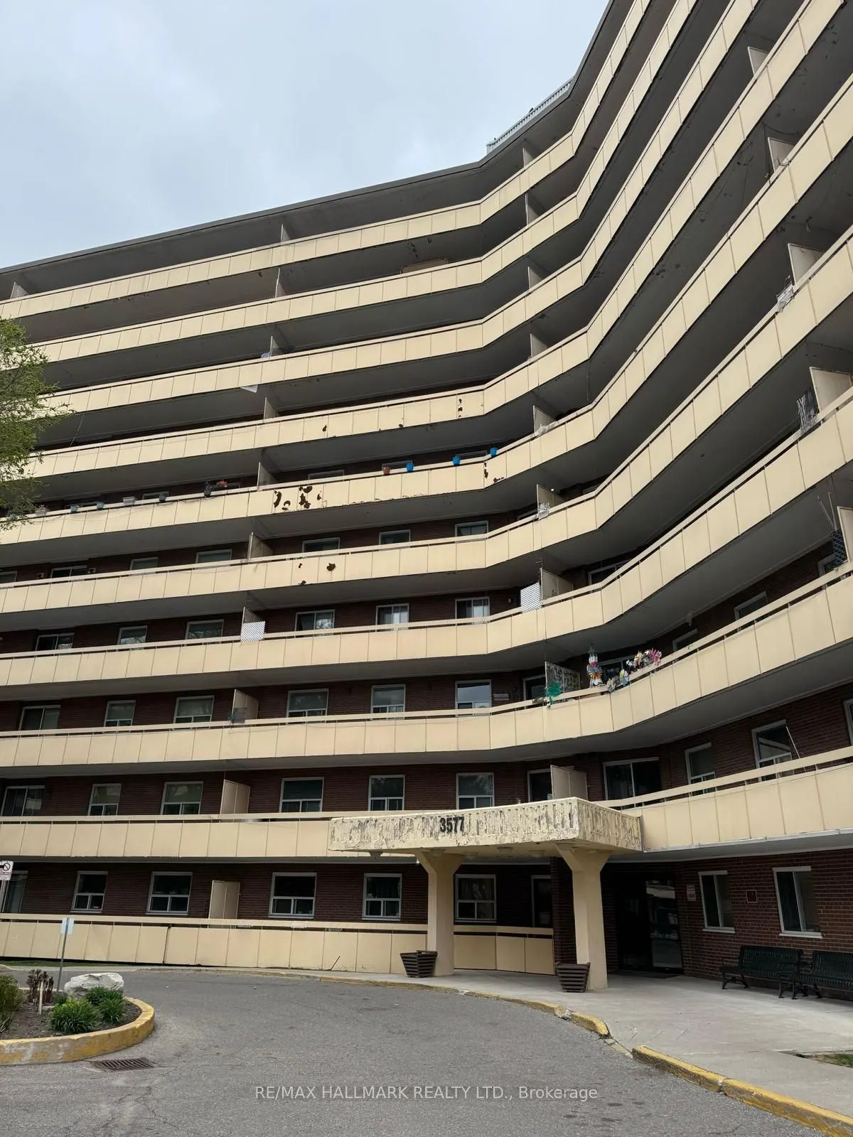 3577 Derry Road E, #311