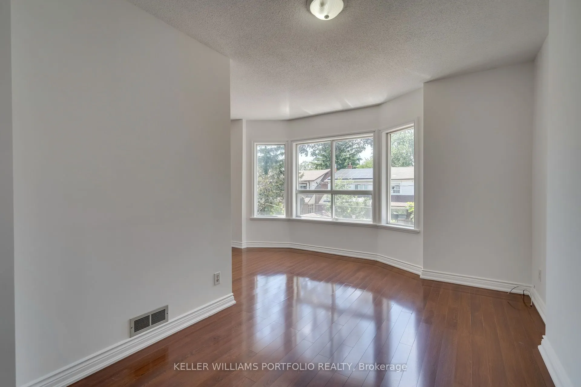 65 Westholme Avenue