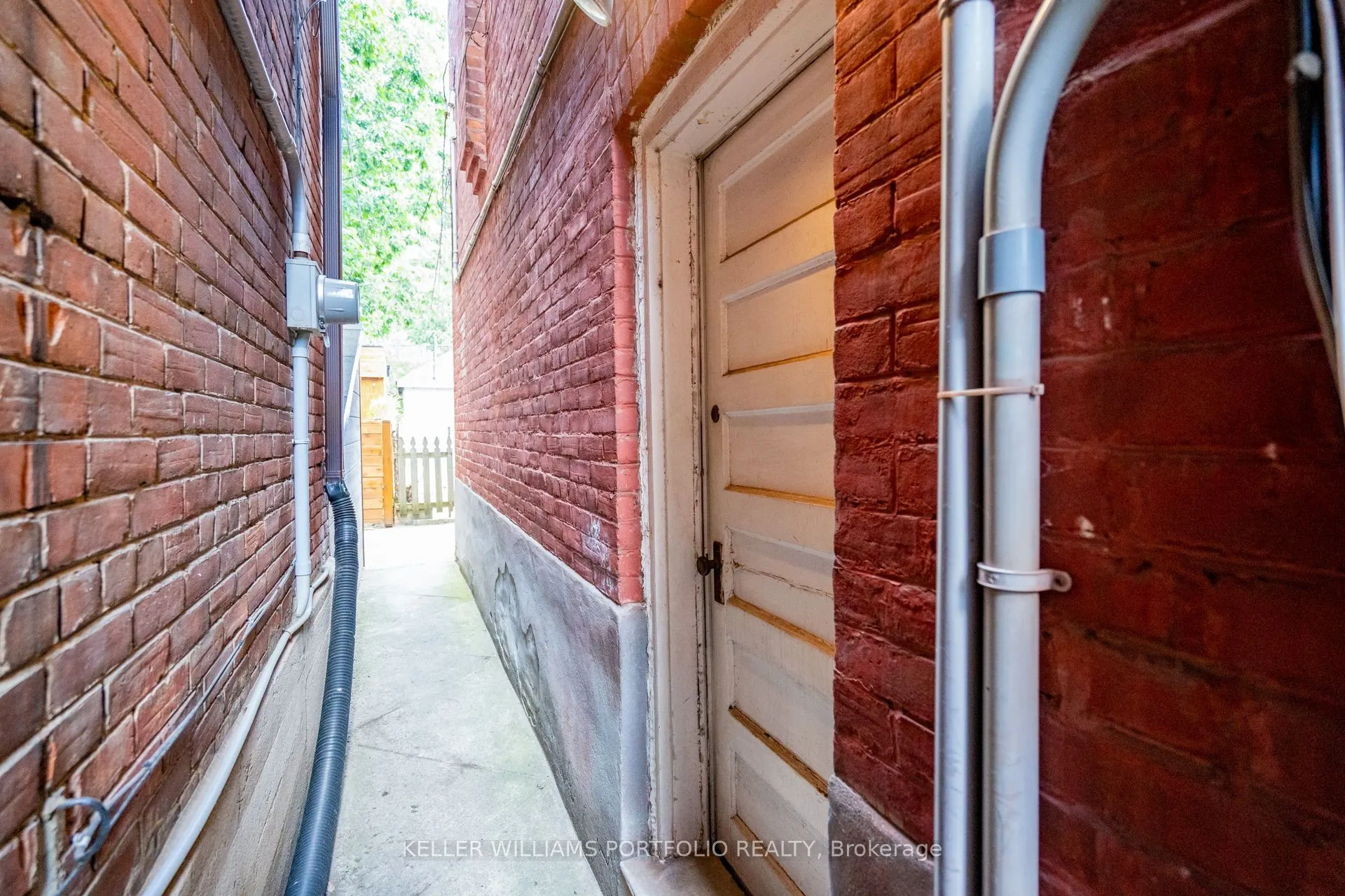 65 Westholme Avenue