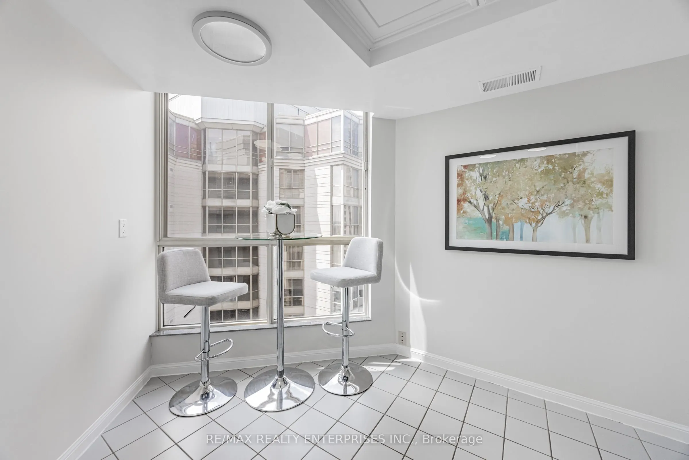 55 Kingsbridge Garden Circle, #2213
