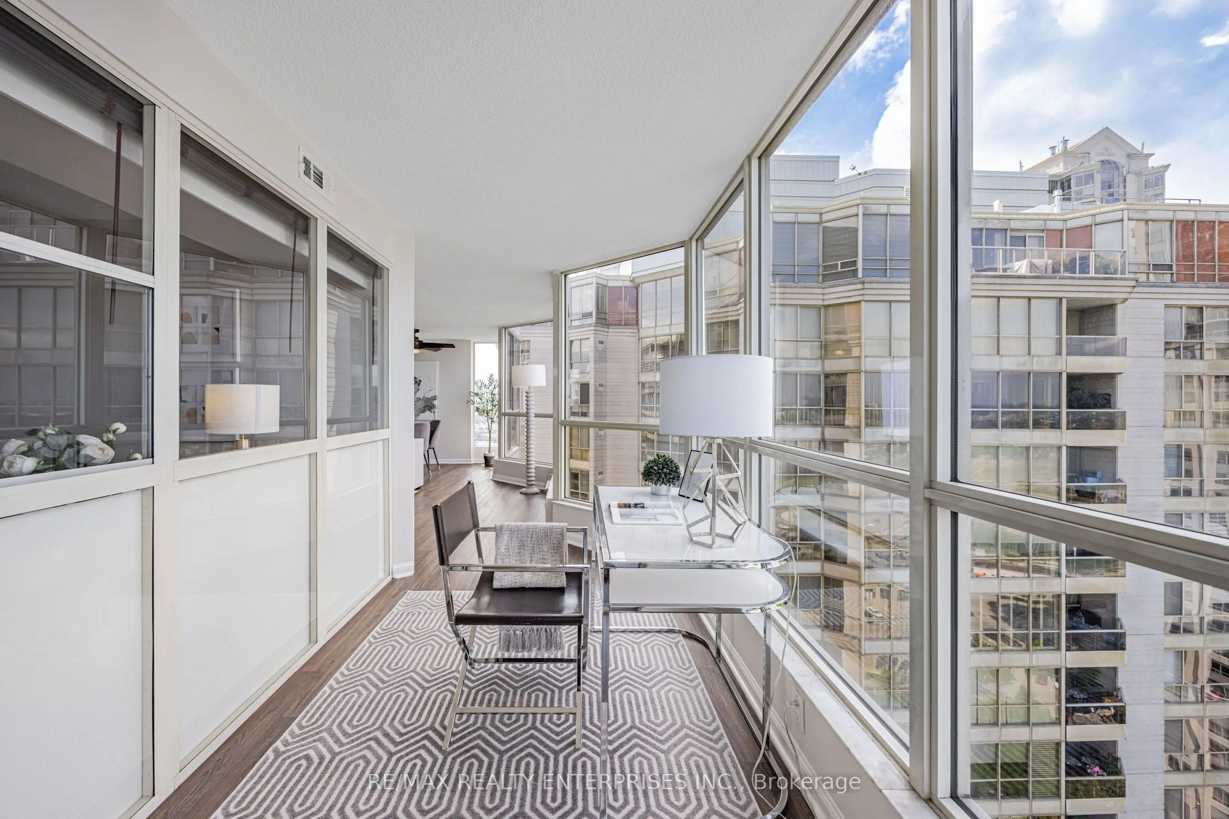 55 Kingsbridge Garden Circle, #2213
