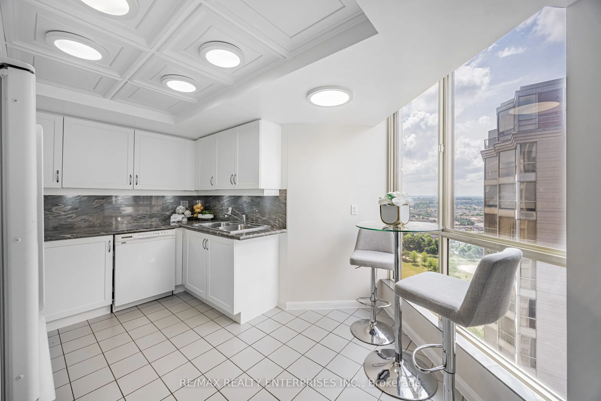 55 Kingsbridge Garden Circle, #2213