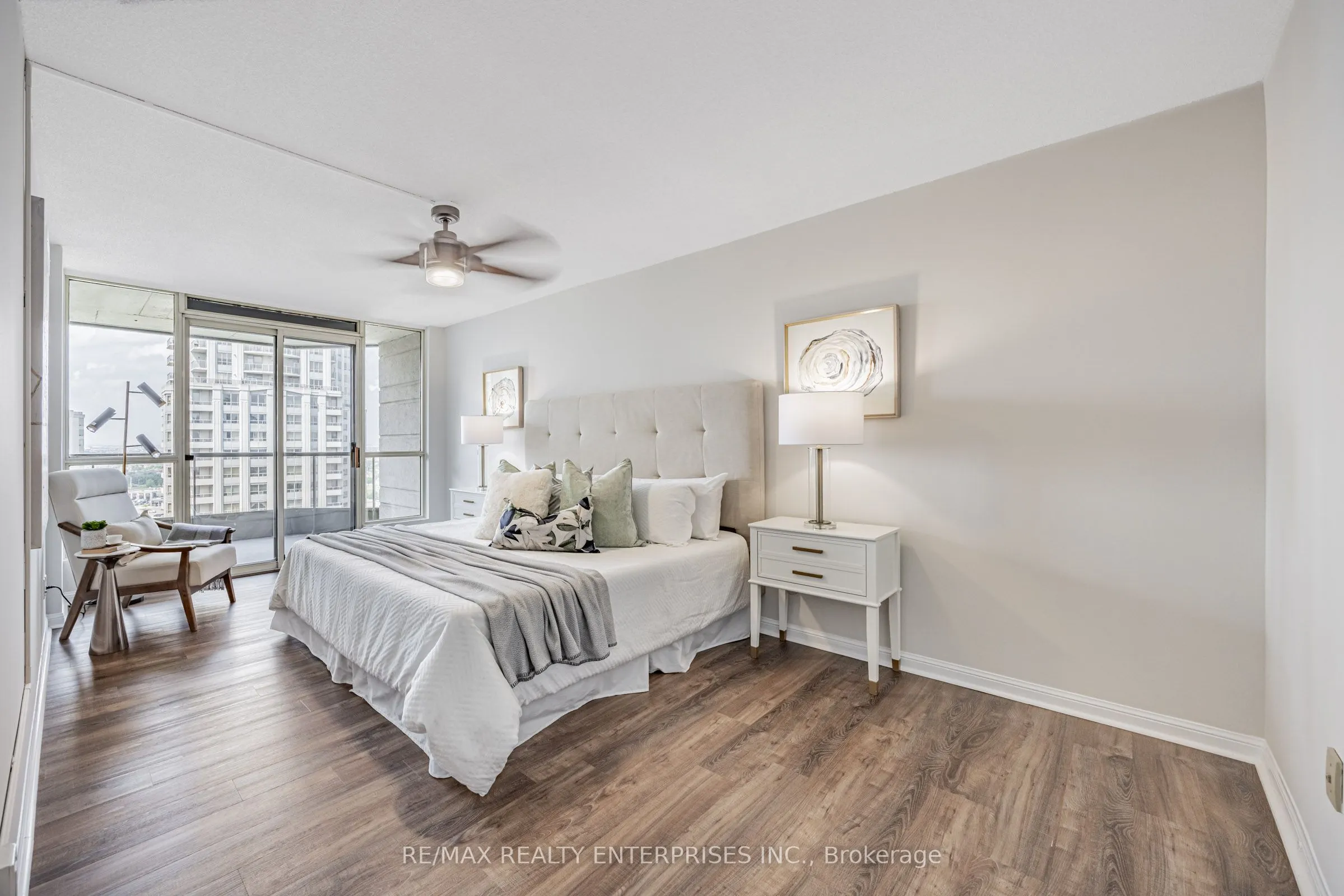 55 Kingsbridge Garden Circle, #2213