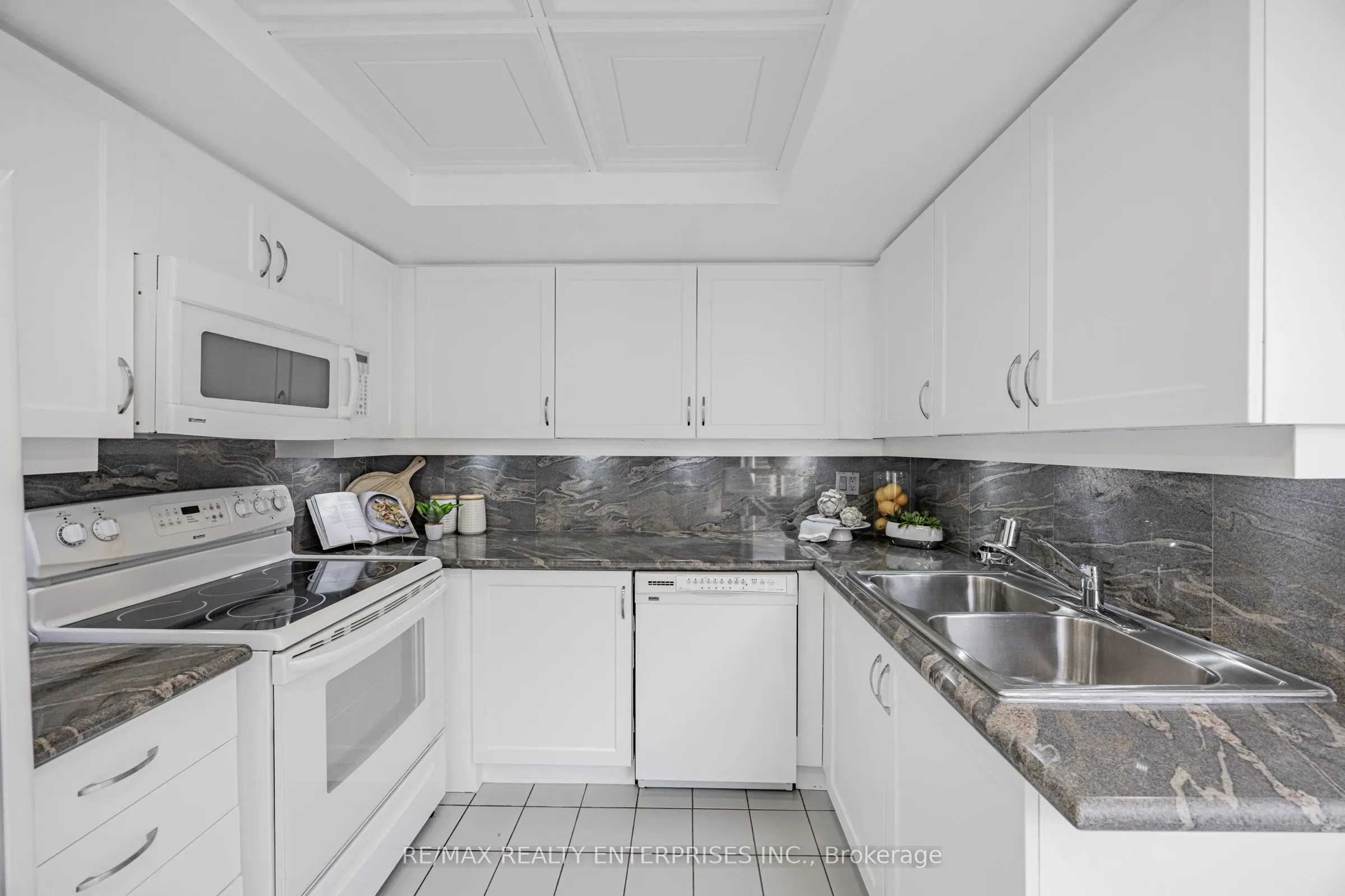 55 Kingsbridge Garden Circle, #2213