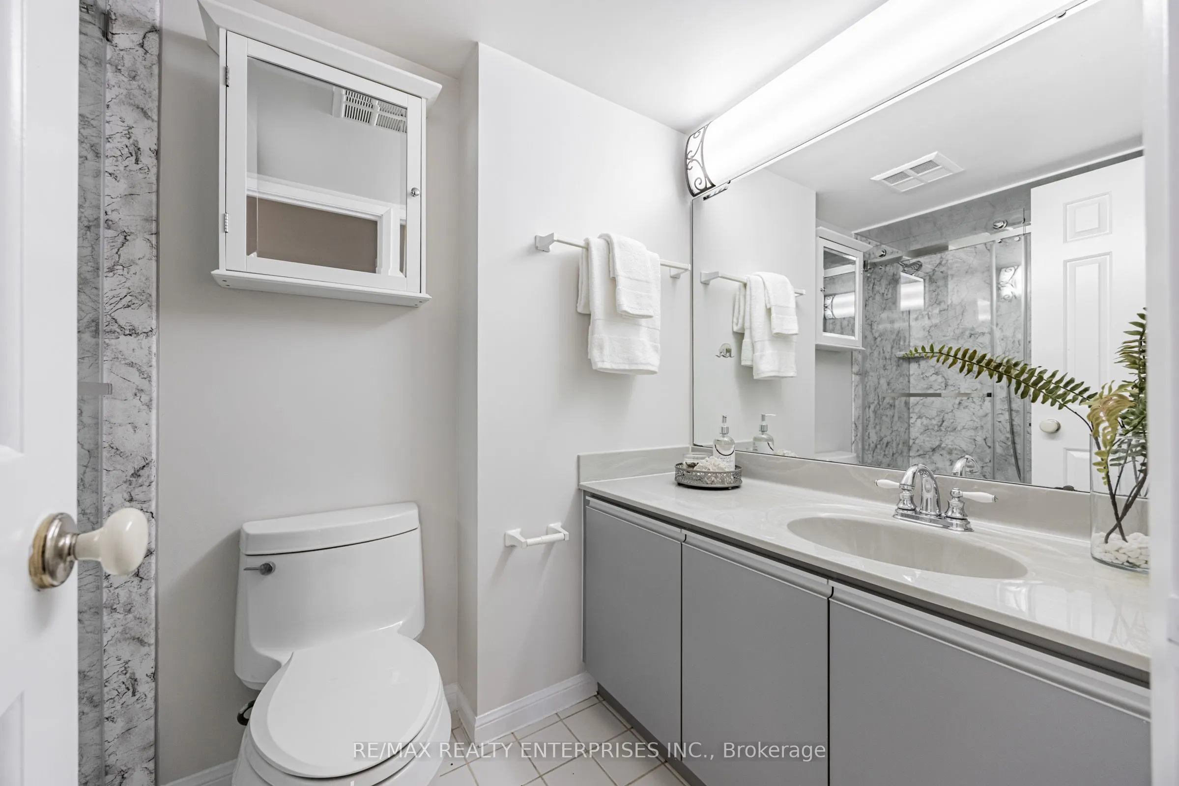 55 Kingsbridge Garden Circle, #2213