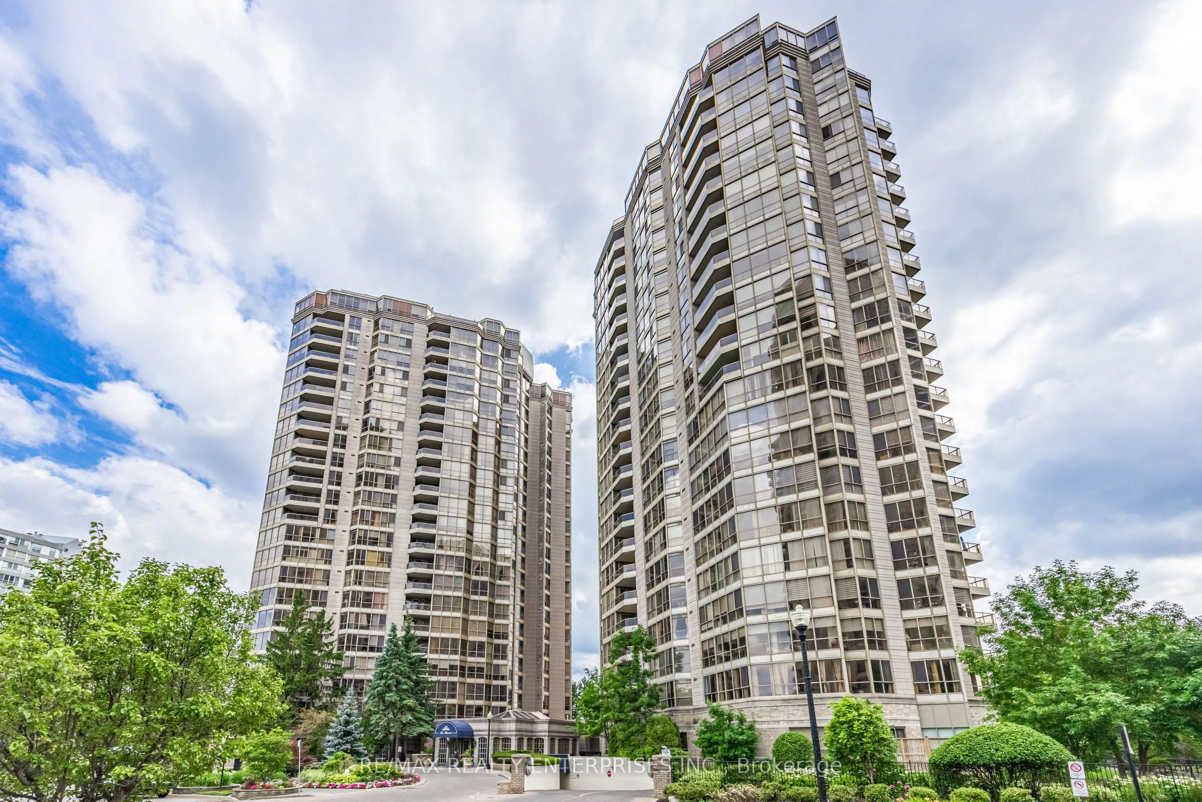 55 Kingsbridge Garden Circle, #2213