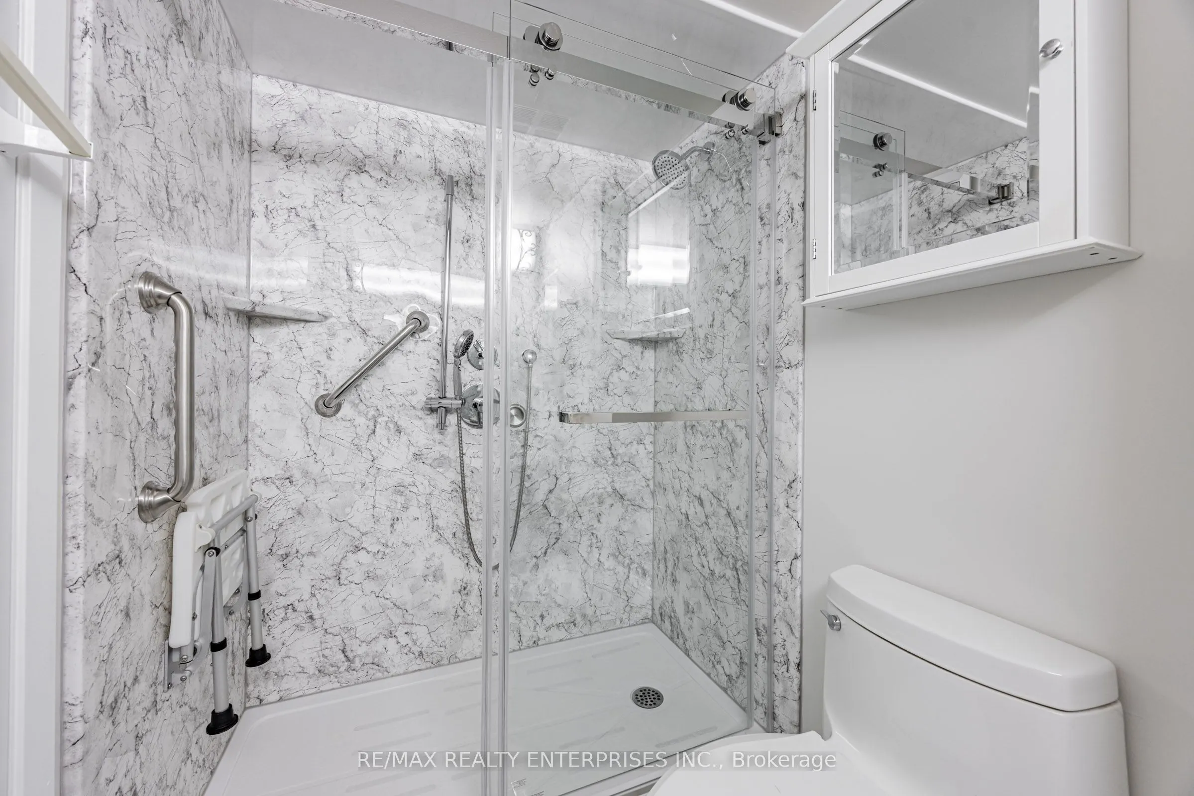 55 Kingsbridge Garden Circle, #2213