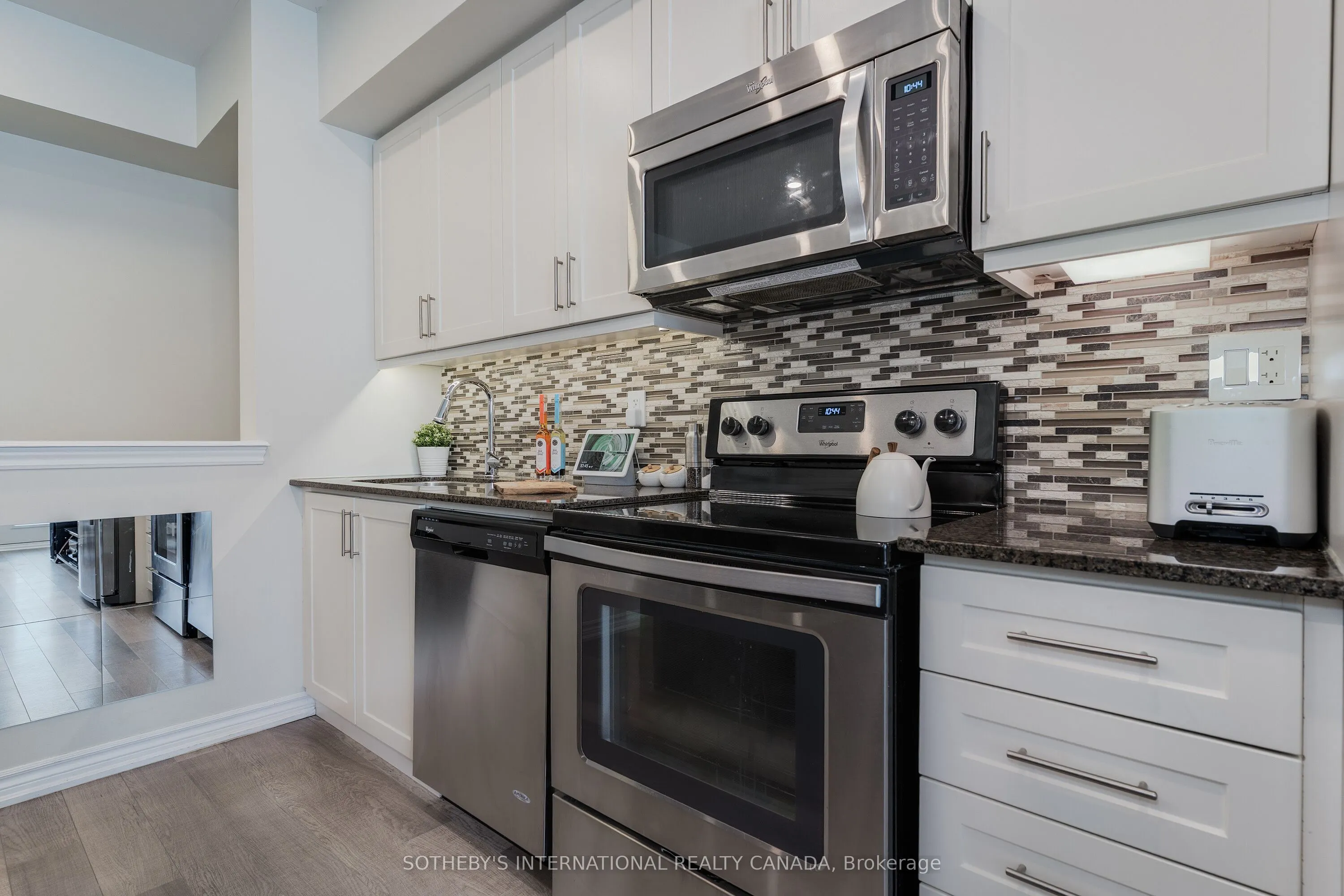 50 Carnation Avenue, #148