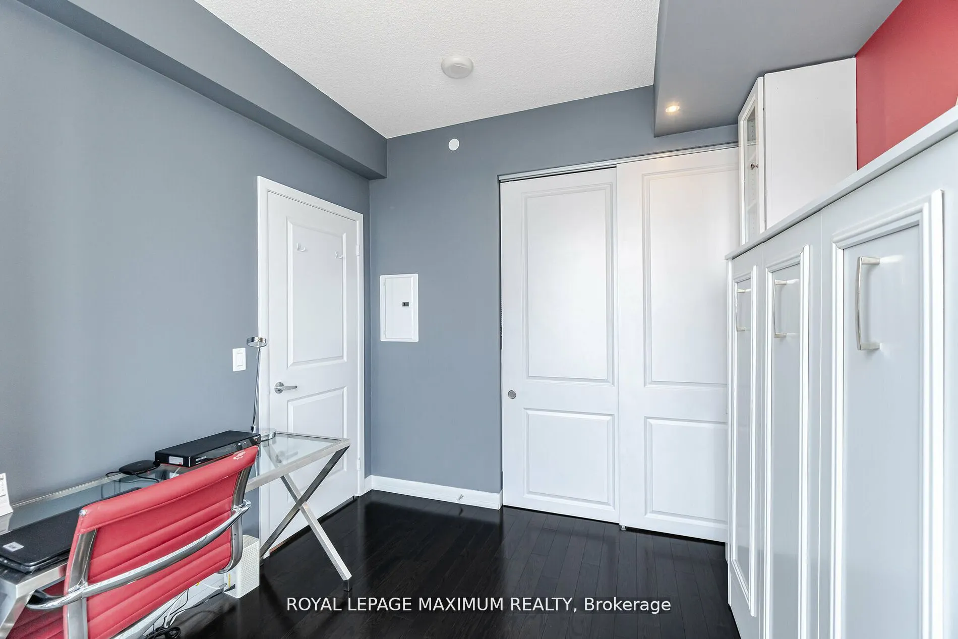 215 Sherway Gardens Road, #2510