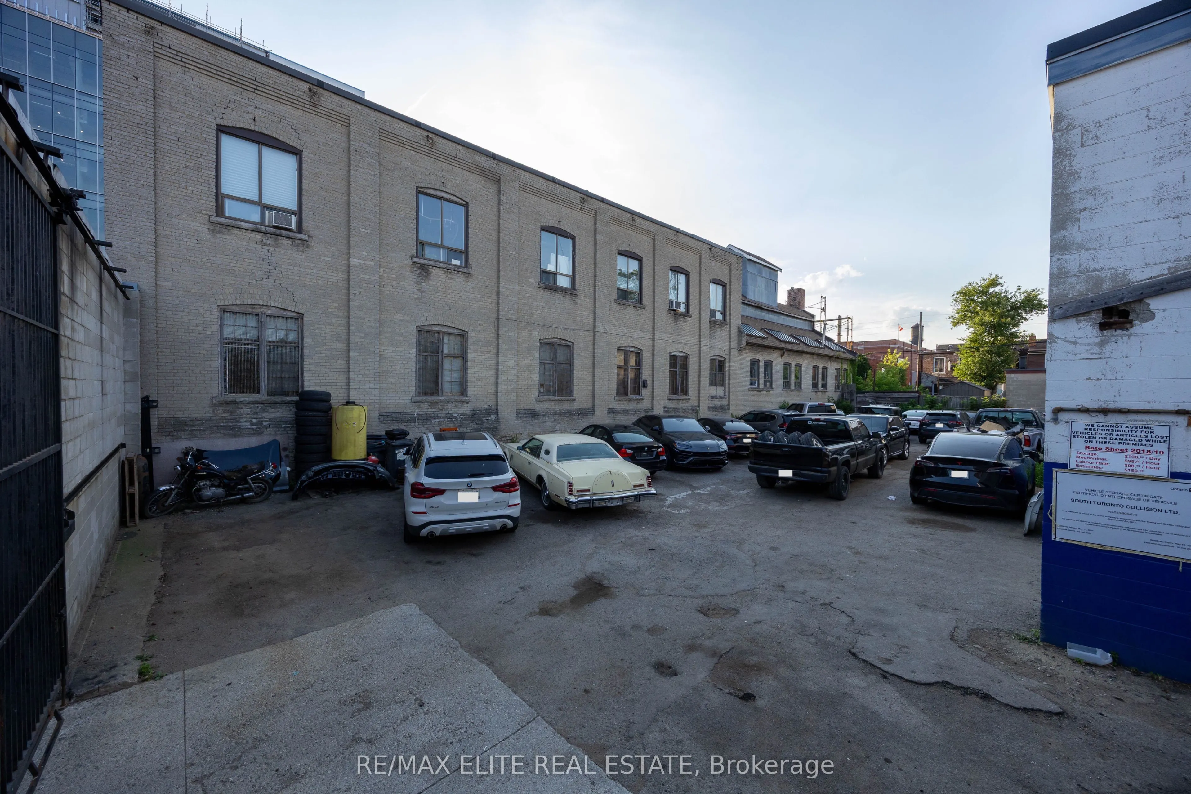 20 Jenet Avenue