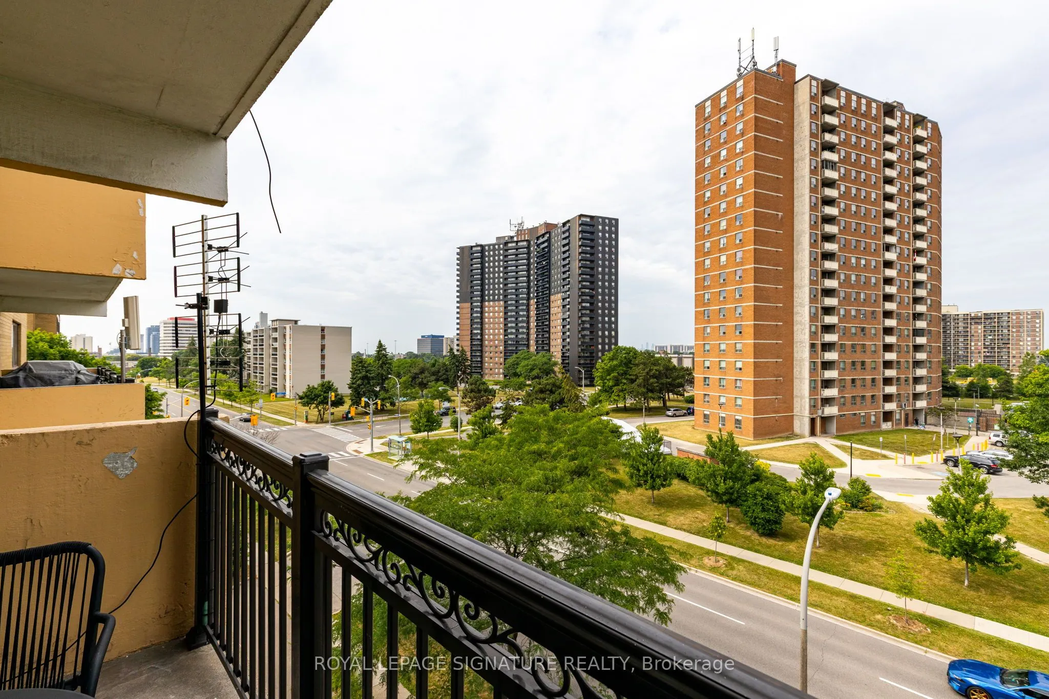 557 The East Mall, #506