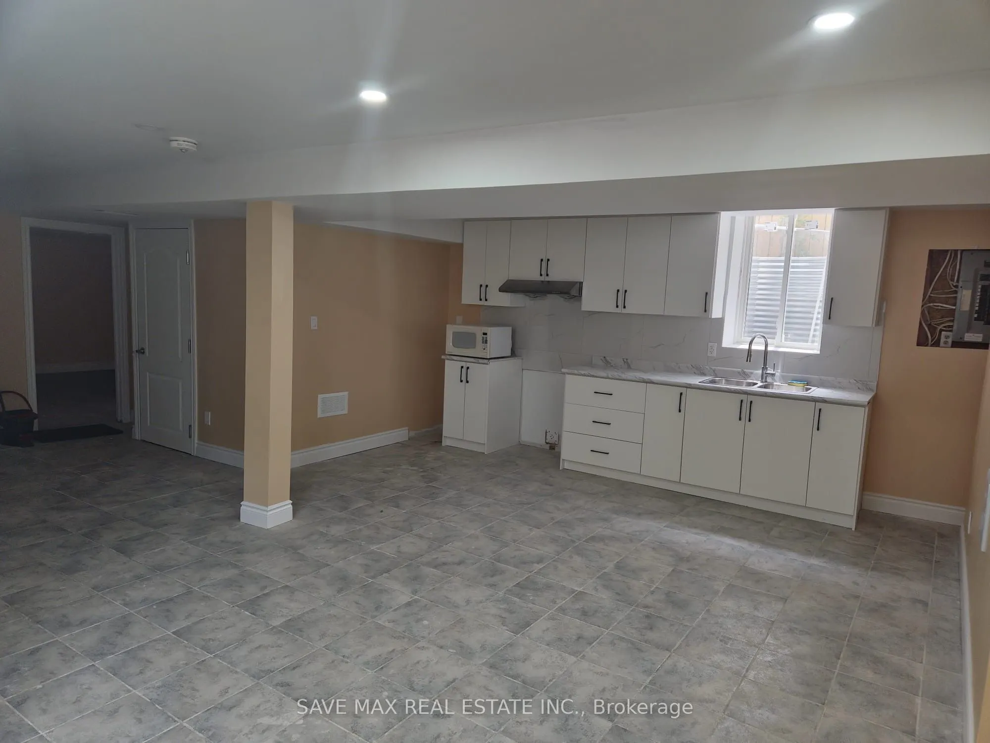 75 Fountainbridge Drive, #Basement