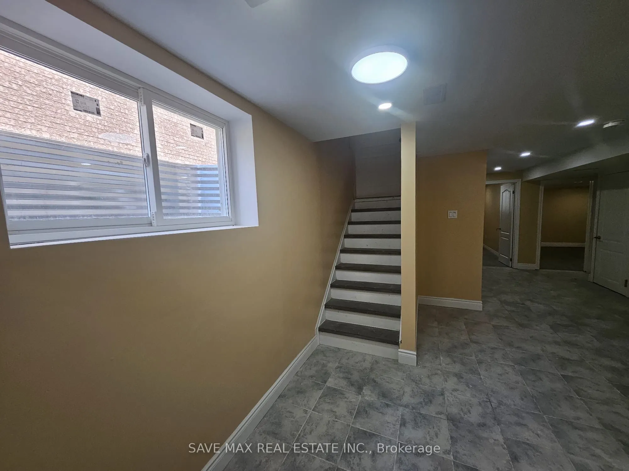 75 Fountainbridge Drive, #Basement