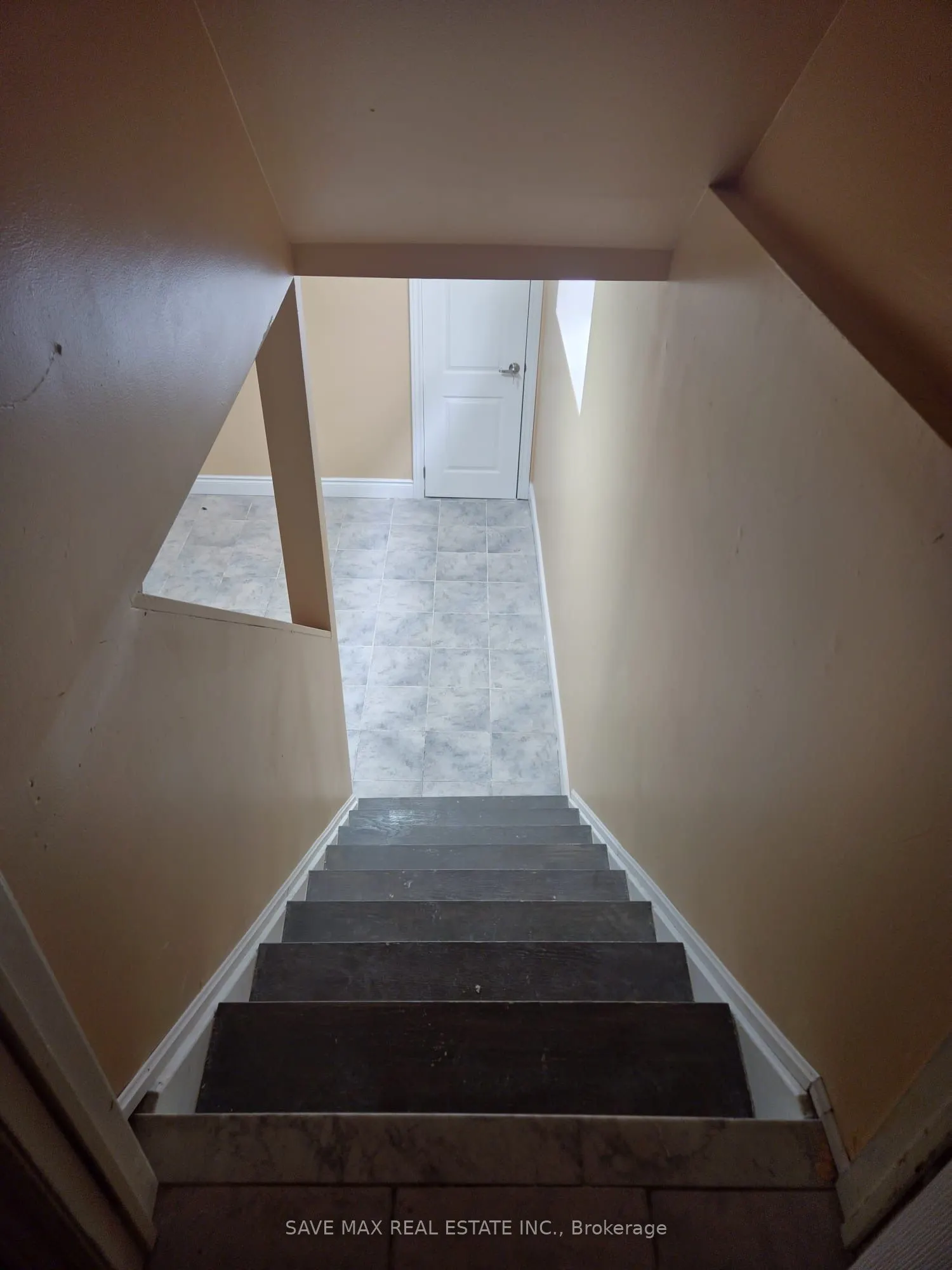 75 Fountainbridge Drive, #Basement