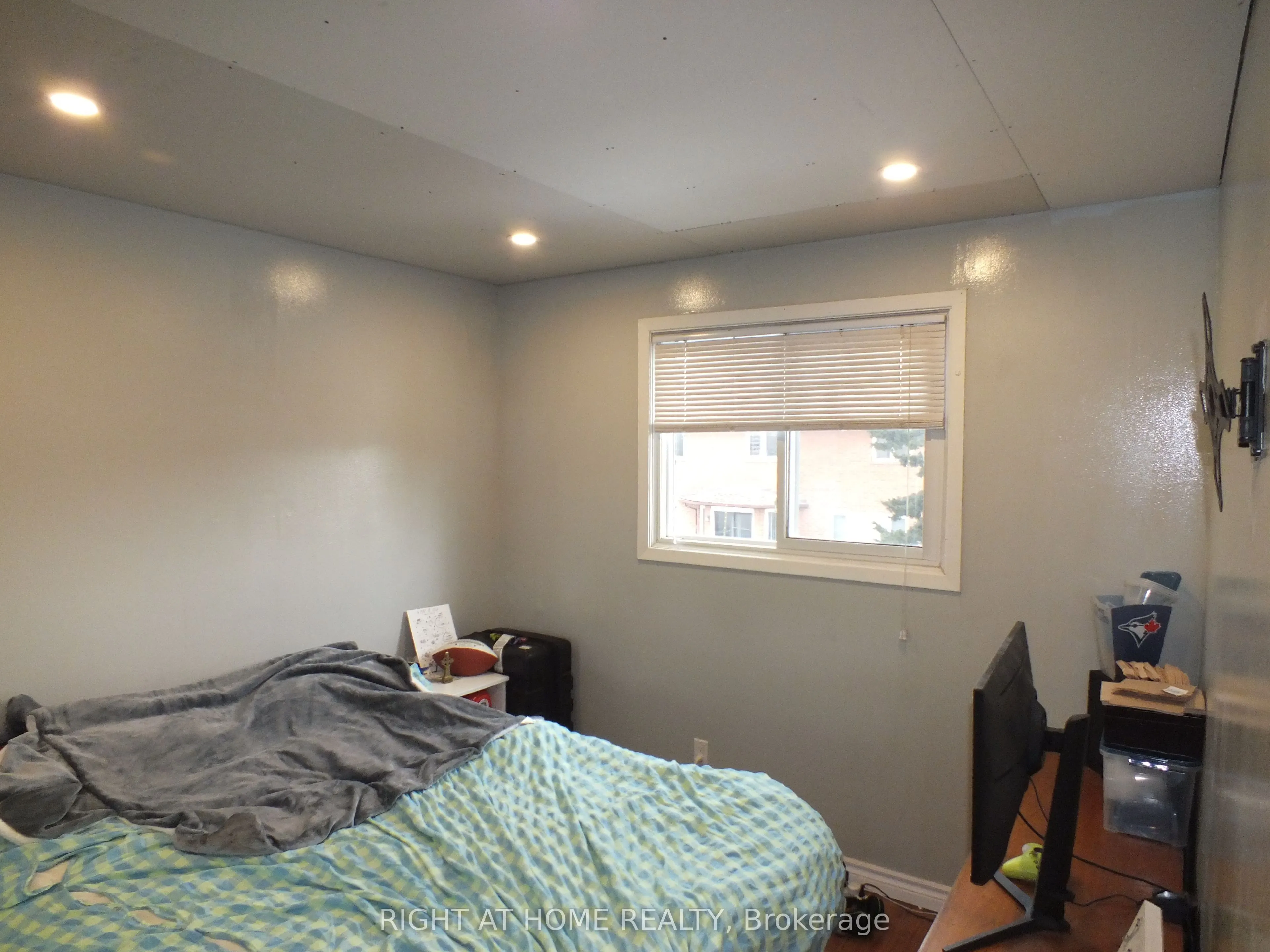 522 Cavell Drive