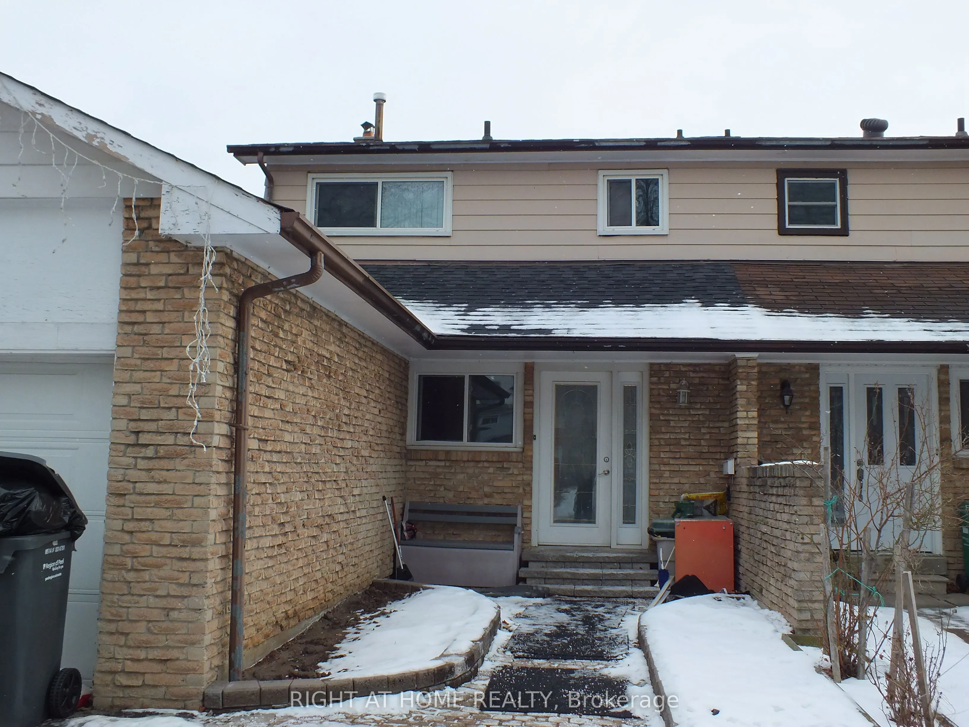 522 Cavell Drive