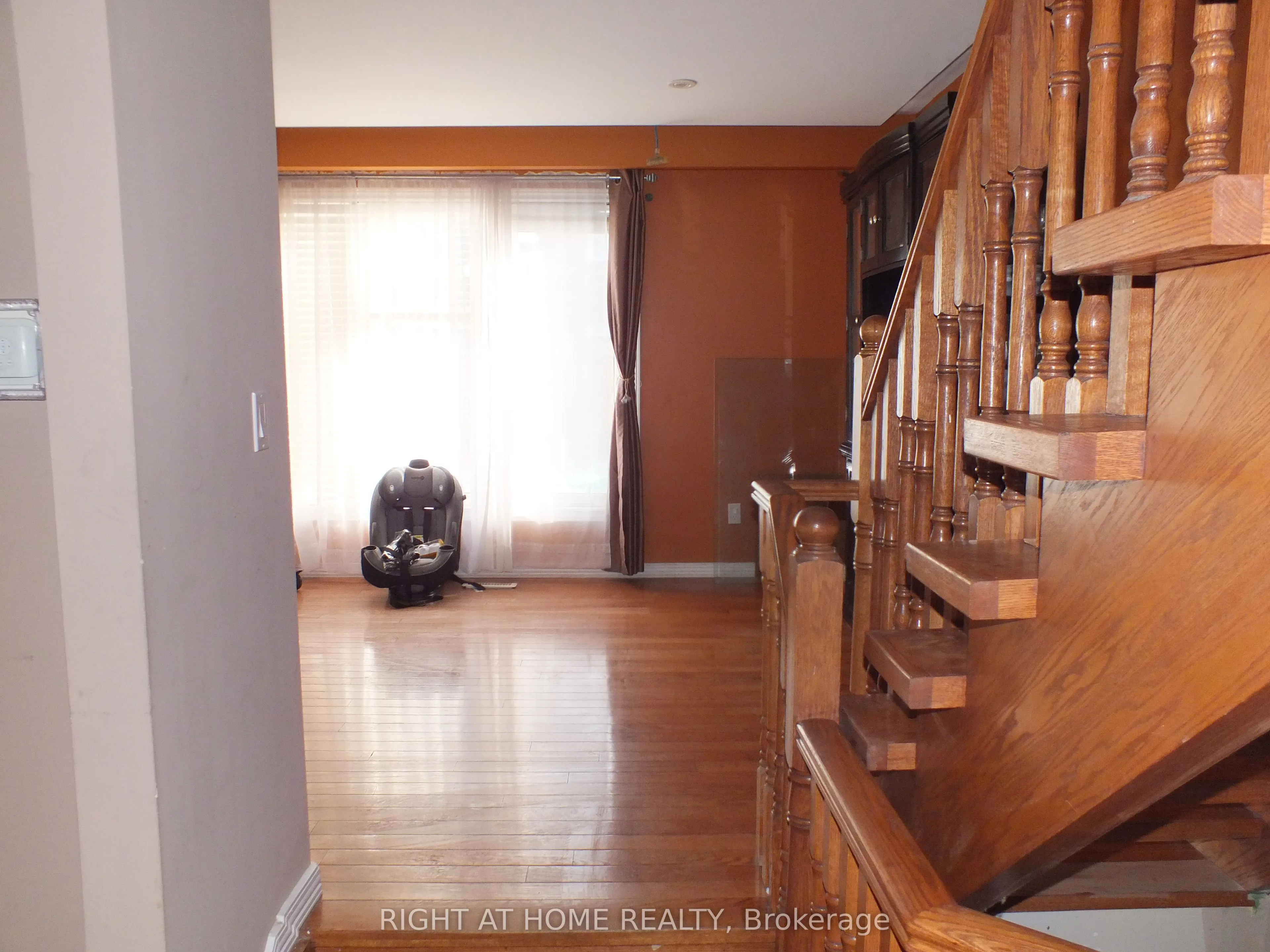 522 Cavell Drive