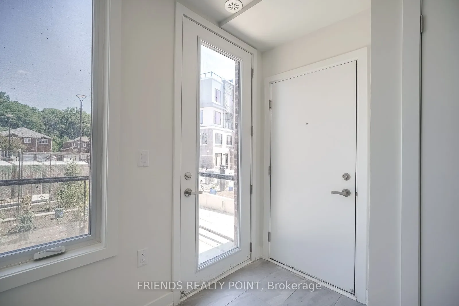 3566 Colonial Drive, #21