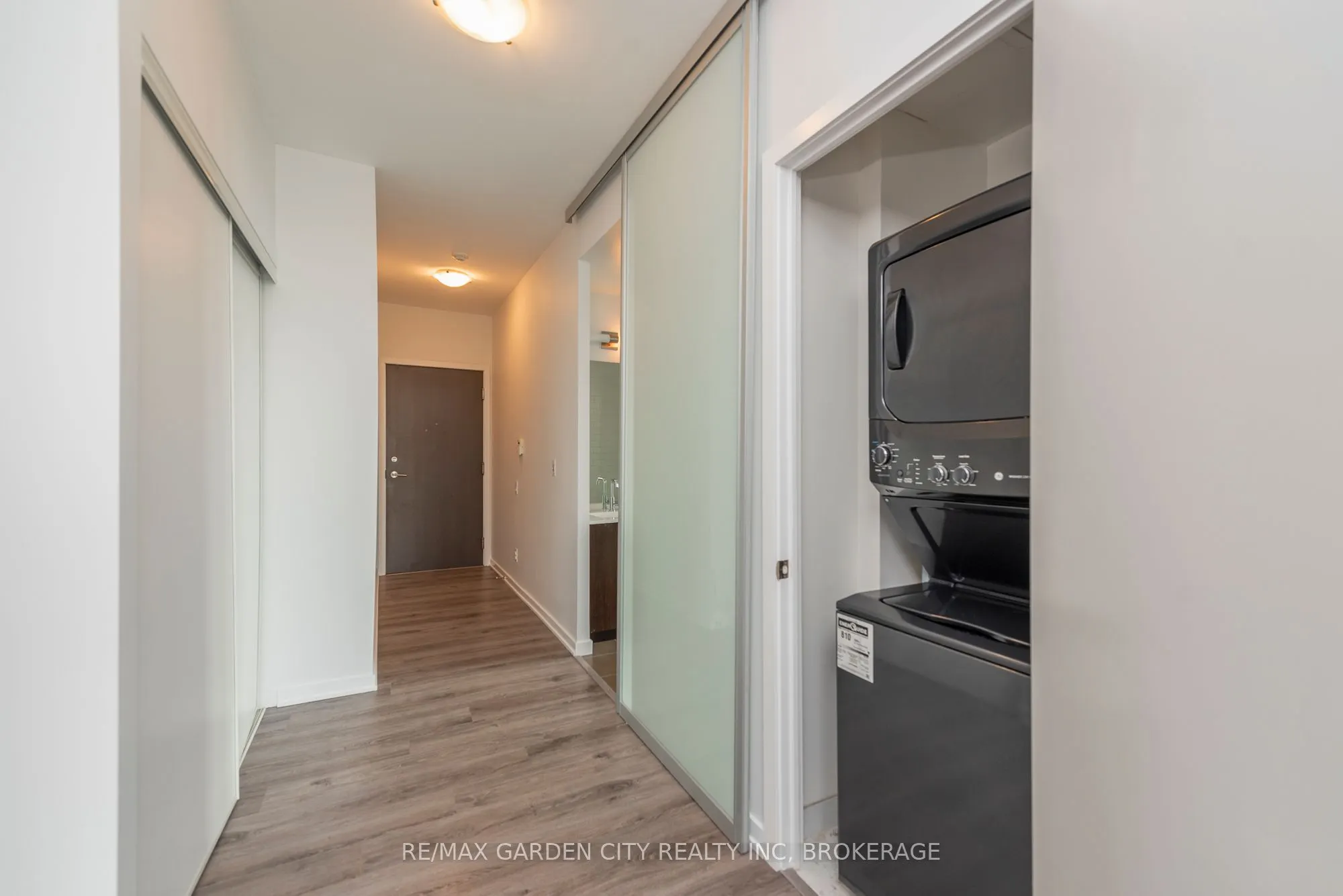 103 The Queensway, #405
