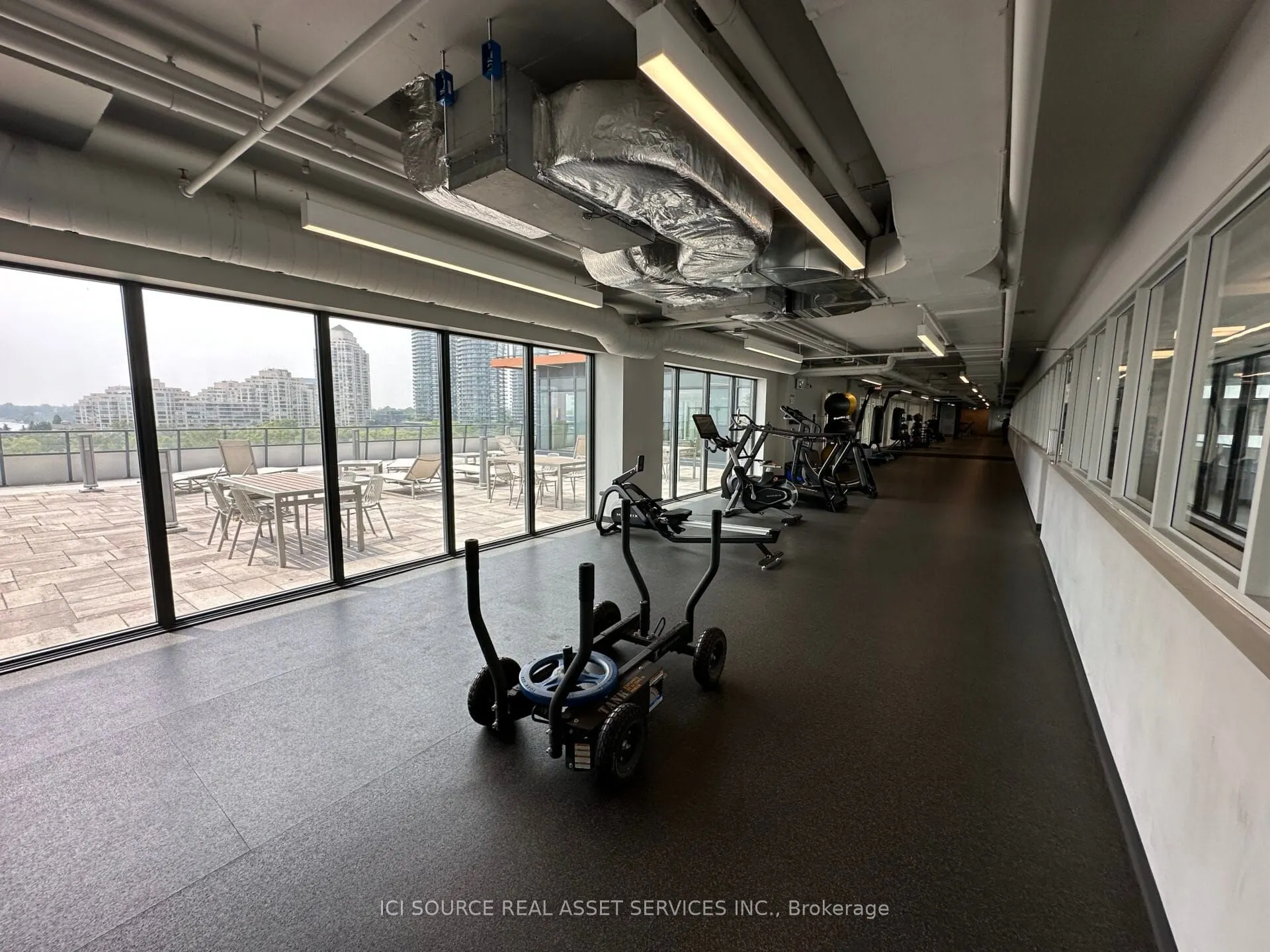 20 Shore Breeze Drive, #1302