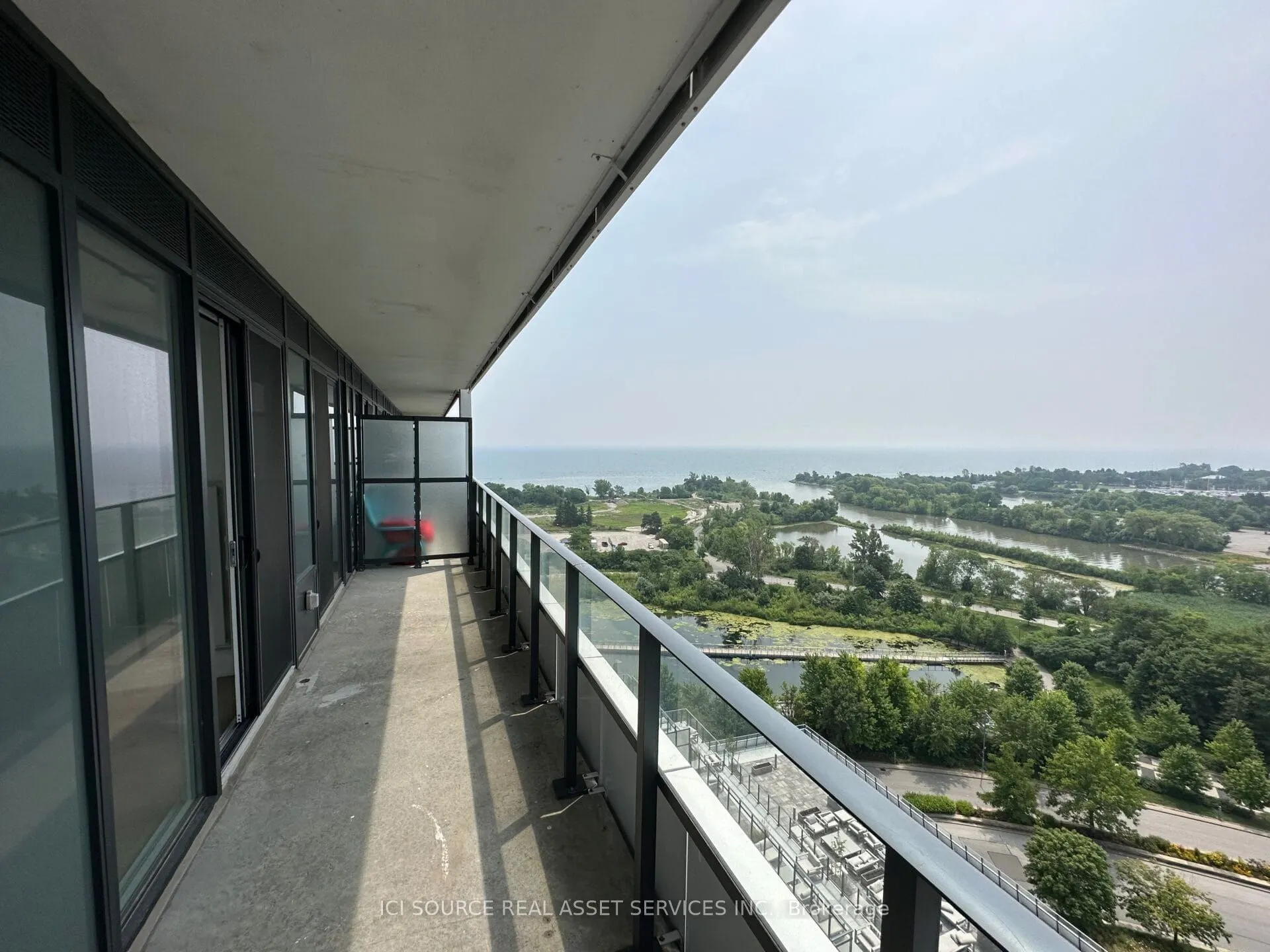 20 Shore Breeze Drive, #1302